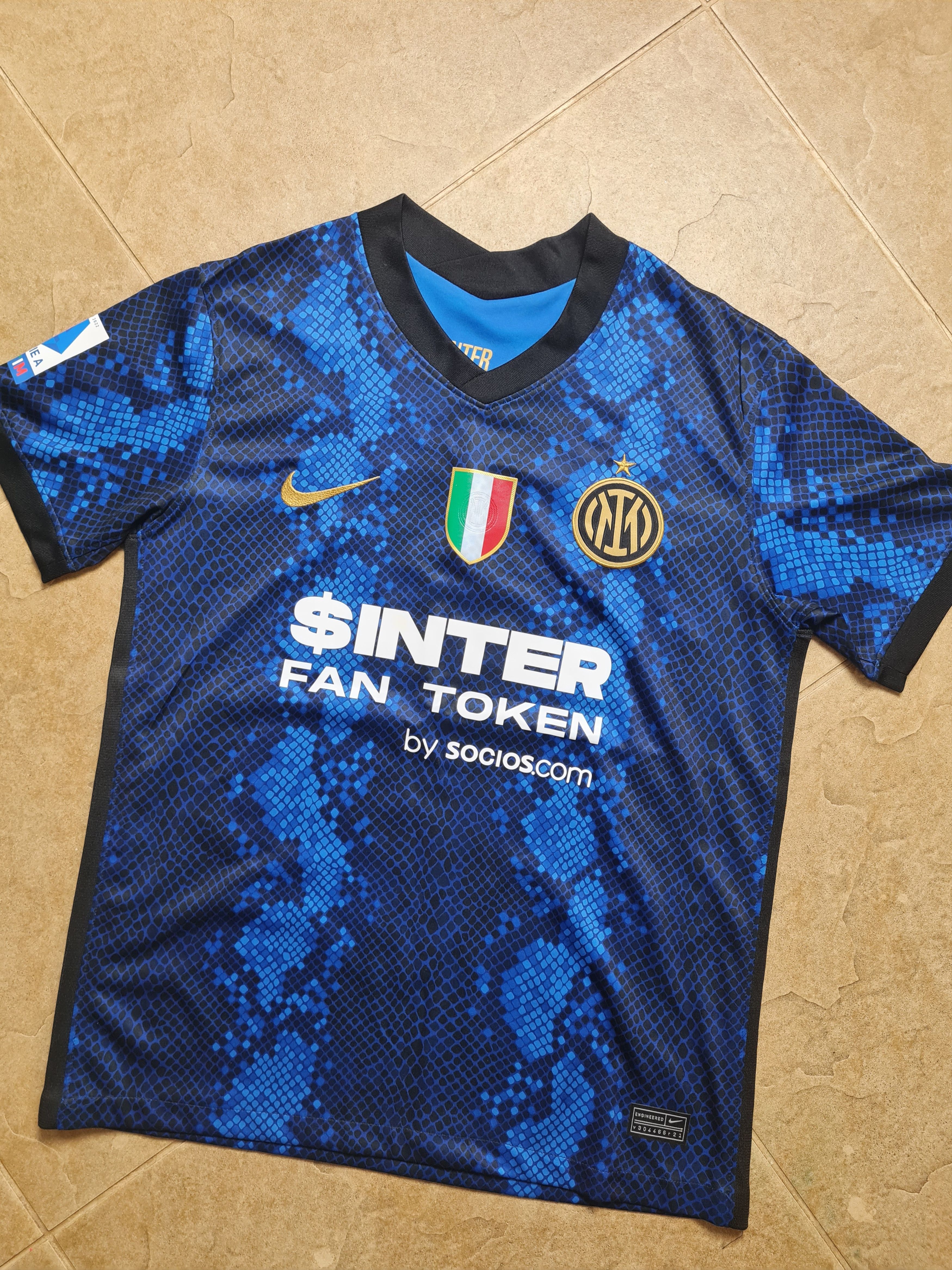 Nike Inter Milan FC Nike #9 LUKAKU 2021-22 Home Kit Soccer Shirt Size US S / EU 44-46 / 1 - 5 Thumbnail