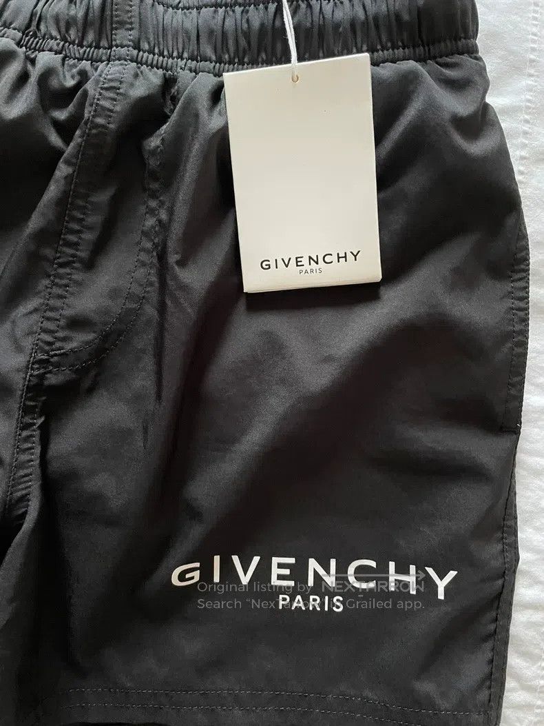 Givenchy Givenchy size S Logo lettering shorts, size S Size US 27 - 5 Thumbnail