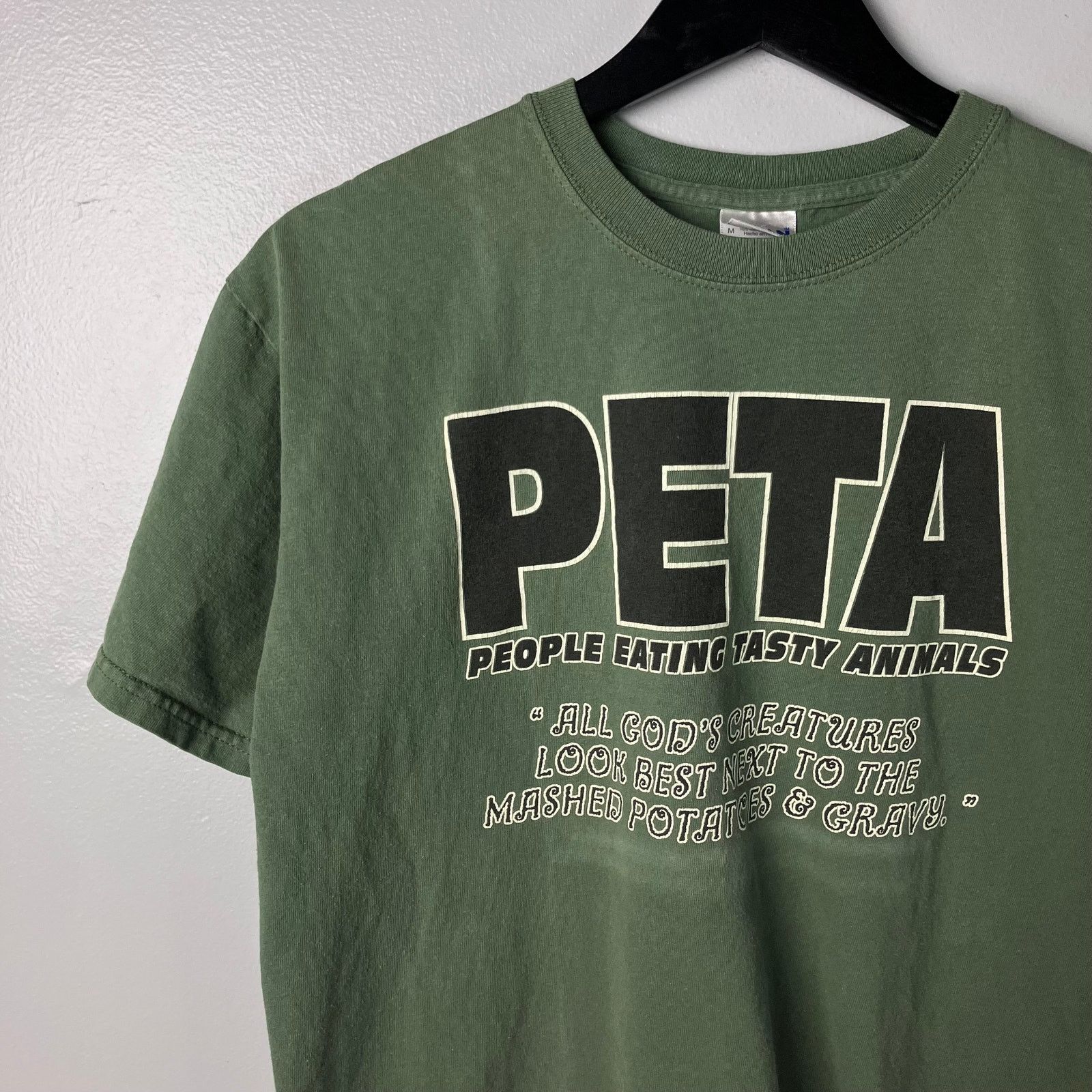 Gildan × Vintage Vintage PETA People Eating Tasty Animals Comedy T-shirt Size US M / EU 48-50 / 2 - 3 Thumbnail