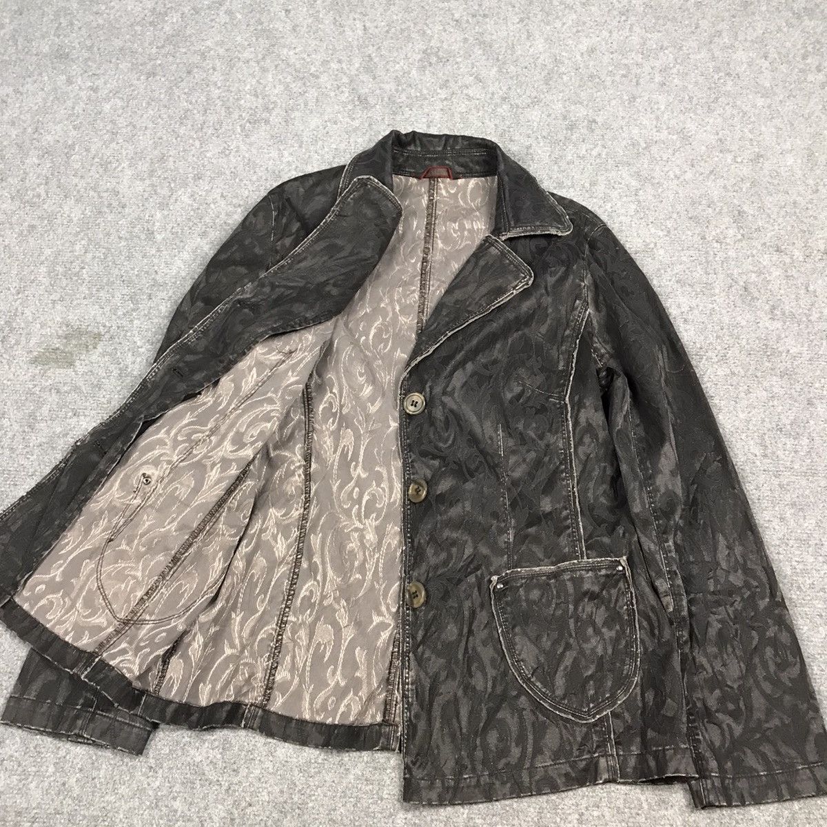 Japanese Brand × Vintage BLACK FLOWER DESIGN JACKET PUNK STYLE Size US XS / EU 42 / 0 - 8 Thumbnail