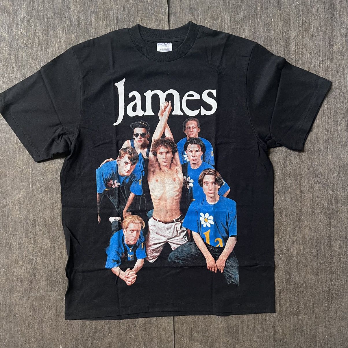 Band Tees 🌼britpop🌼james band english rock ja! Size US L / EU 52-54 / 3 - 1 Thumbnail