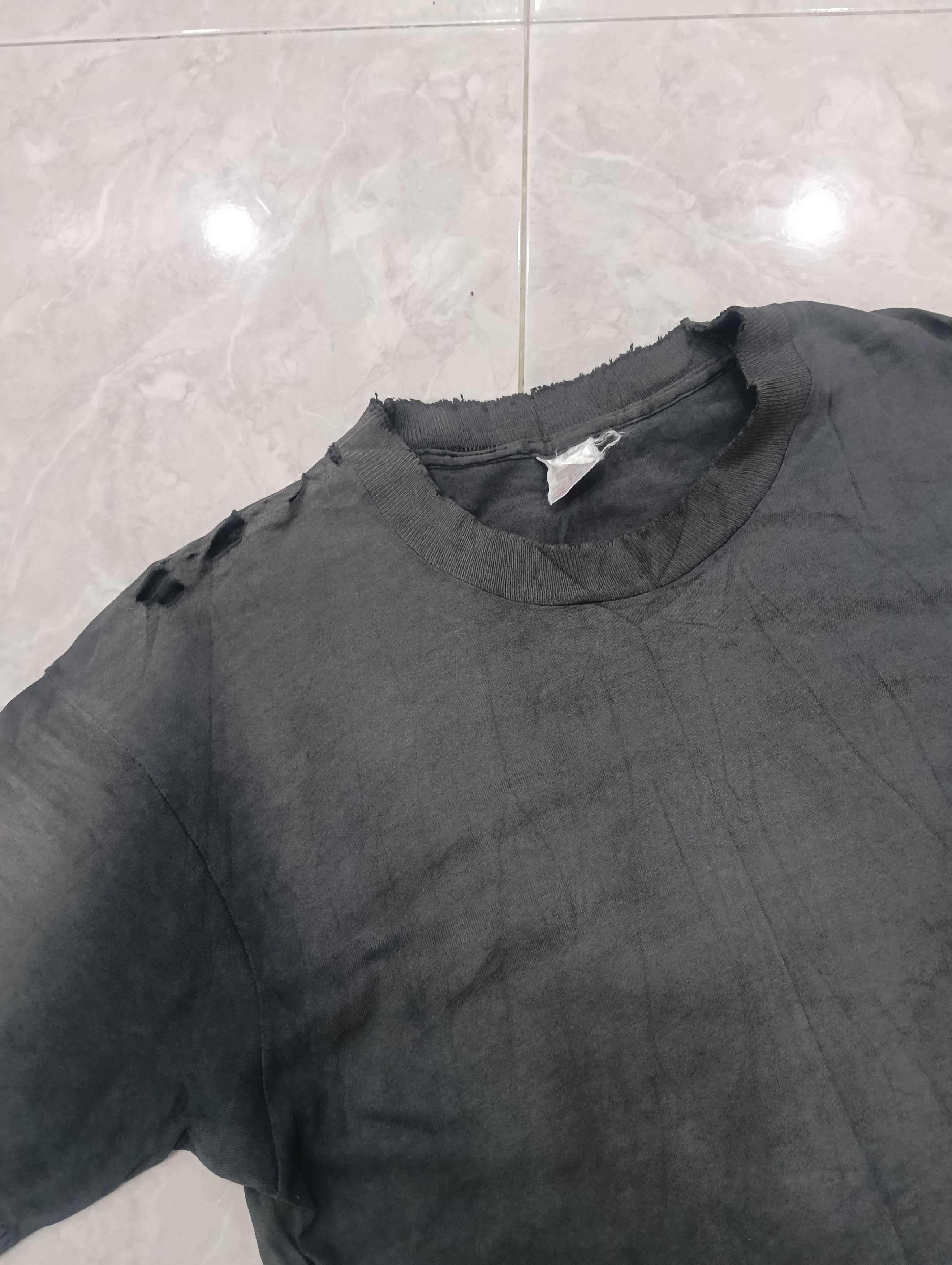 Fruit Of The Loom Rare Vintage Thrashed Tee Size US M / EU 48-50 / 2 - 4 Thumbnail