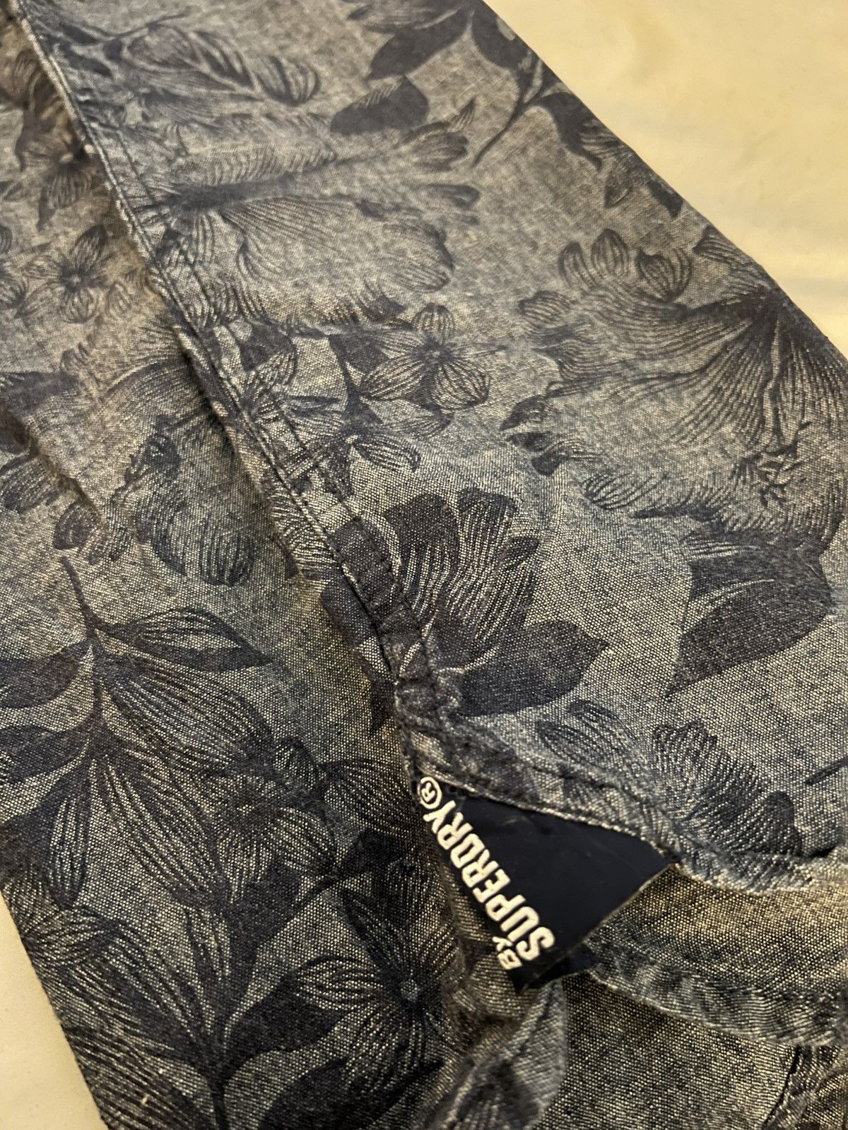 Superdry Superdry Denim Floral Button-Up Casual Button-Down Shirt Size US L / EU 52-54 / 3 - 10 Thumbnail