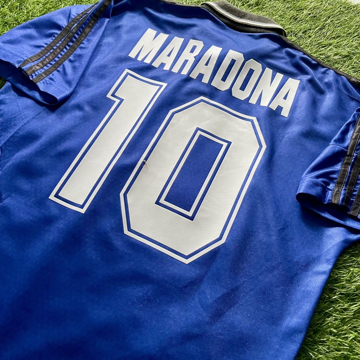 Vintage Argentina Away 1st Prod. 1994-95 Maradona #10 Soccer Jersey Size US L / EU 52-54 / 3 - 1 Thumbnail