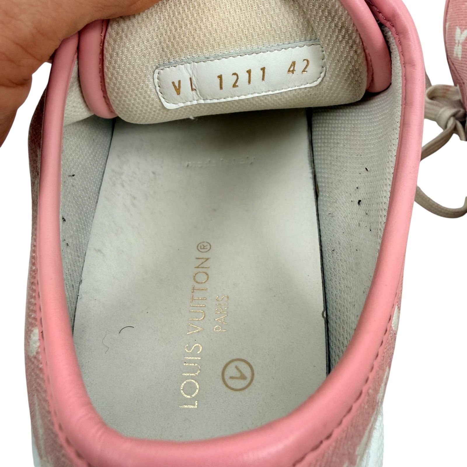 Louis Vuitton Louis Vuitton Monogram Pink Cotton Denim Low Top Sneakers 42 Size US 12 / IT 42 - 9 Thumbnail