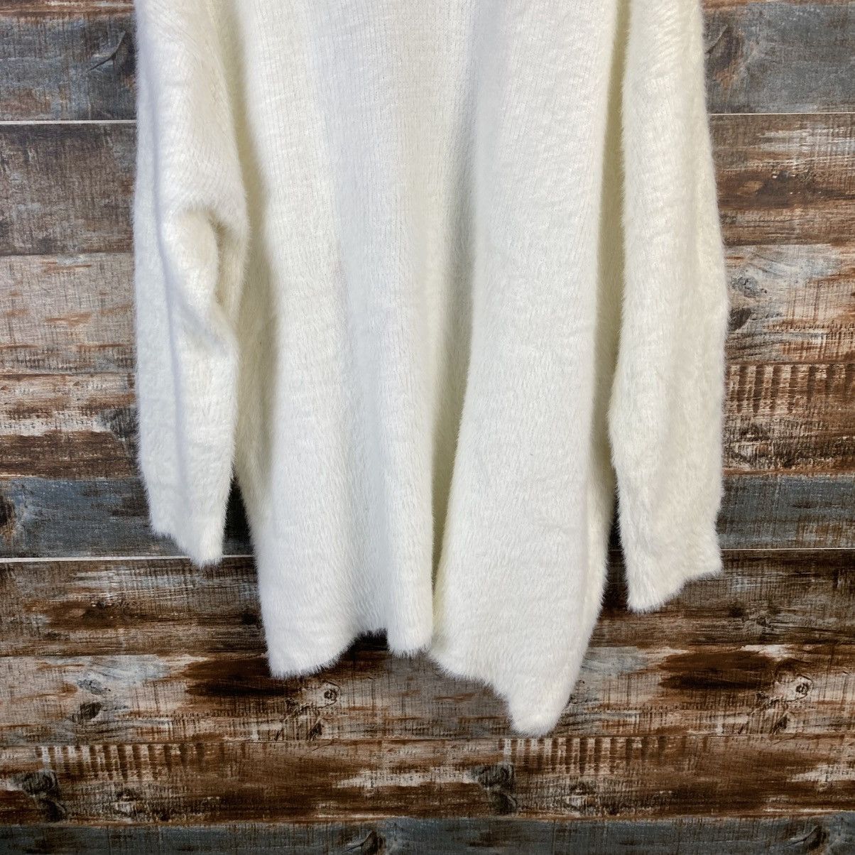 Japanese Brand DL GU White Cardigan Fur shaggy Knitwear #C1089 Size L / US 10 / IT 46 - 14 Thumbnail