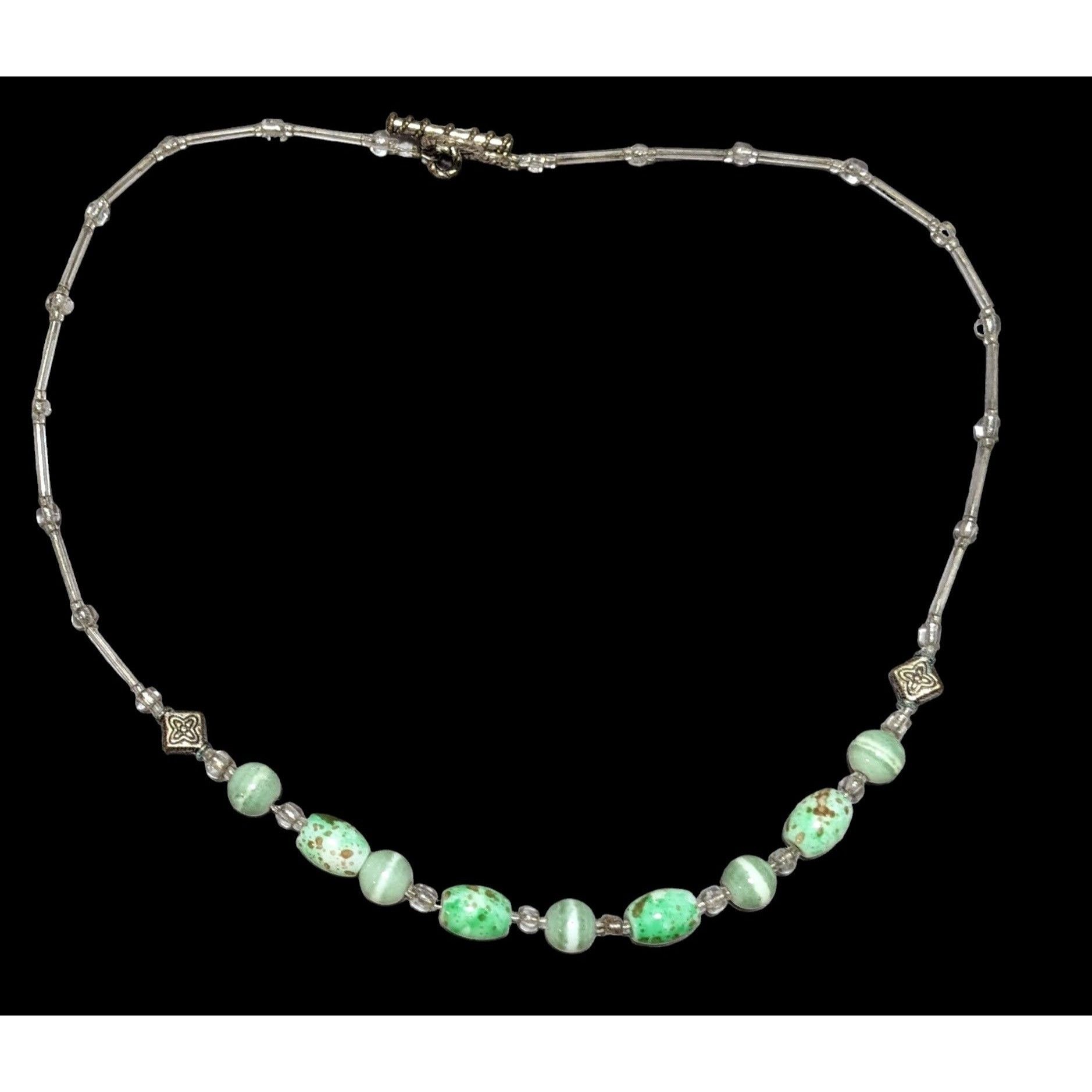 Other Handmade Green And Clear Glass Beaded Necklace Size ONE SIZE - 3 Thumbnail