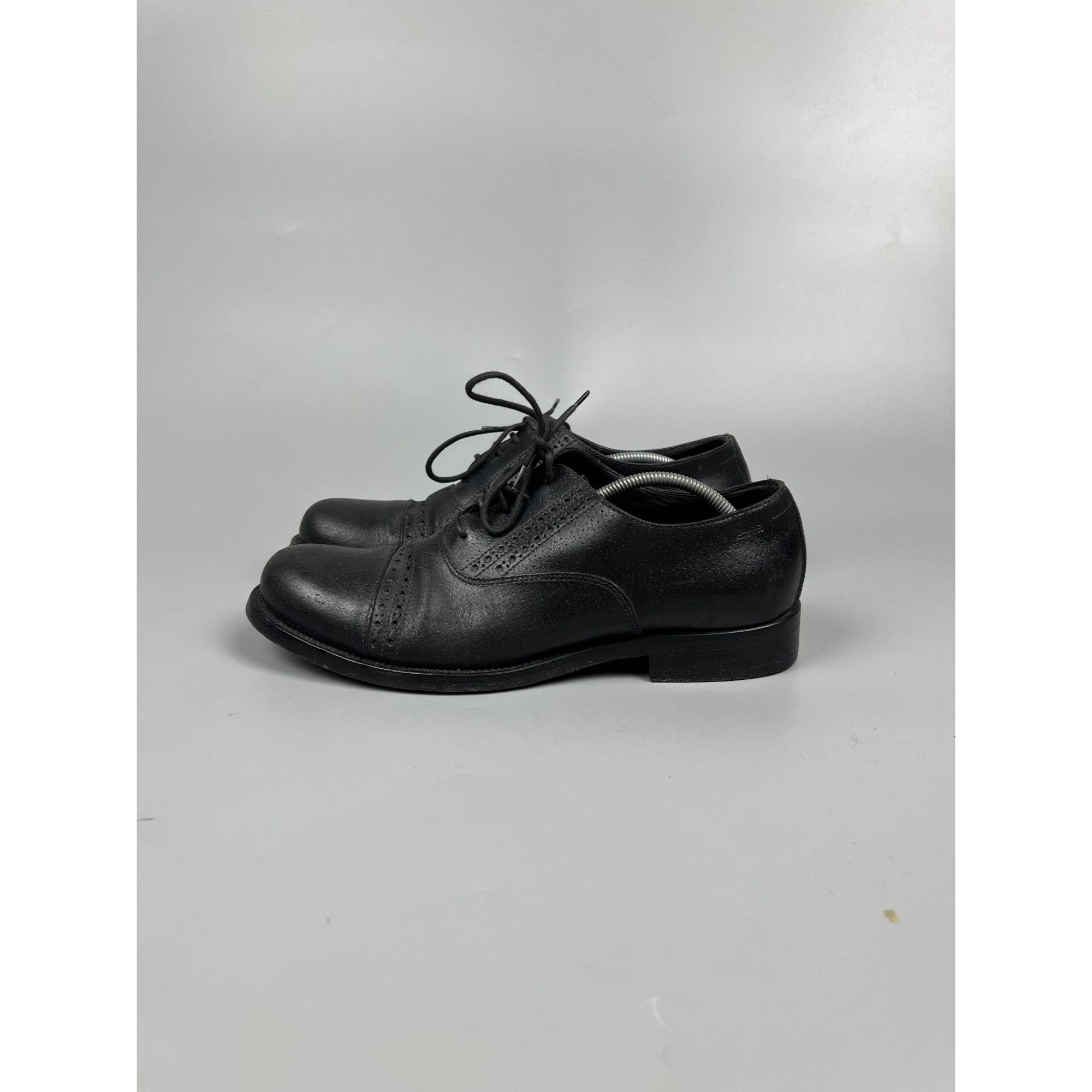 Hugo Boss Hugo Boss Black Leather Round Toe Oxford Shoes (Y1021) Size US 9 / EU 42 - 4 Thumbnail