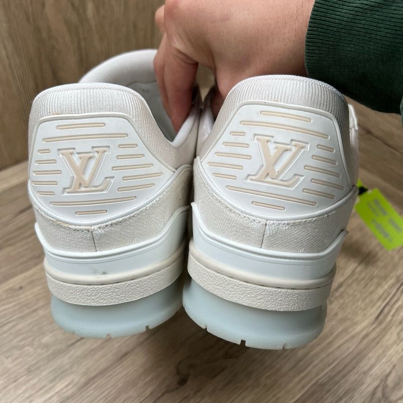 Louis Vuitton Louis Vuitton Classic Logo Trainer Sneakers for Men -2508 Size US 11 / EU 44 - 5 Thumbnail