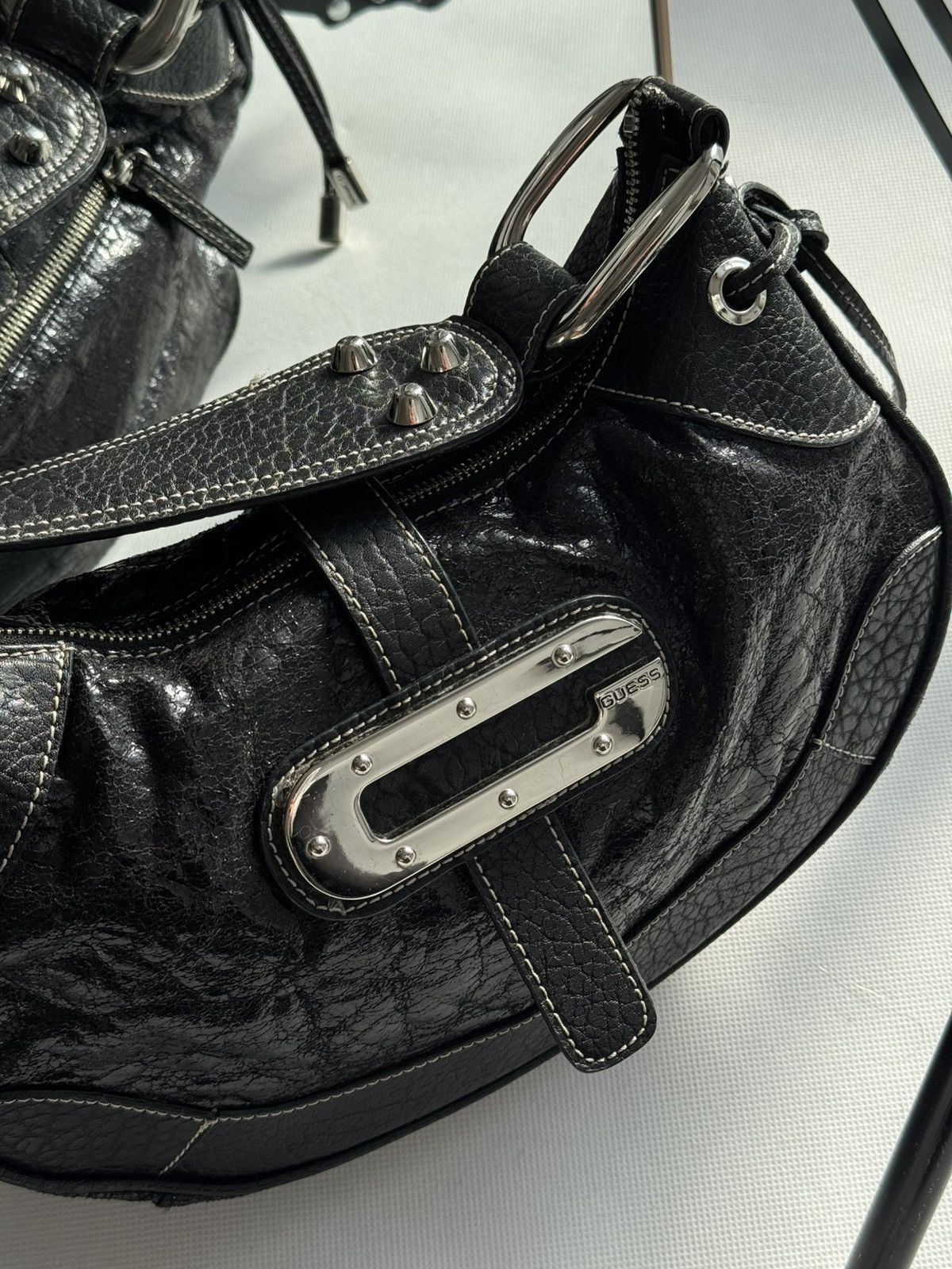 Guess Guess vintage buckle logo bag baguette mini 00s Y2k Handbag Size ONE SIZE - 13 Thumbnail