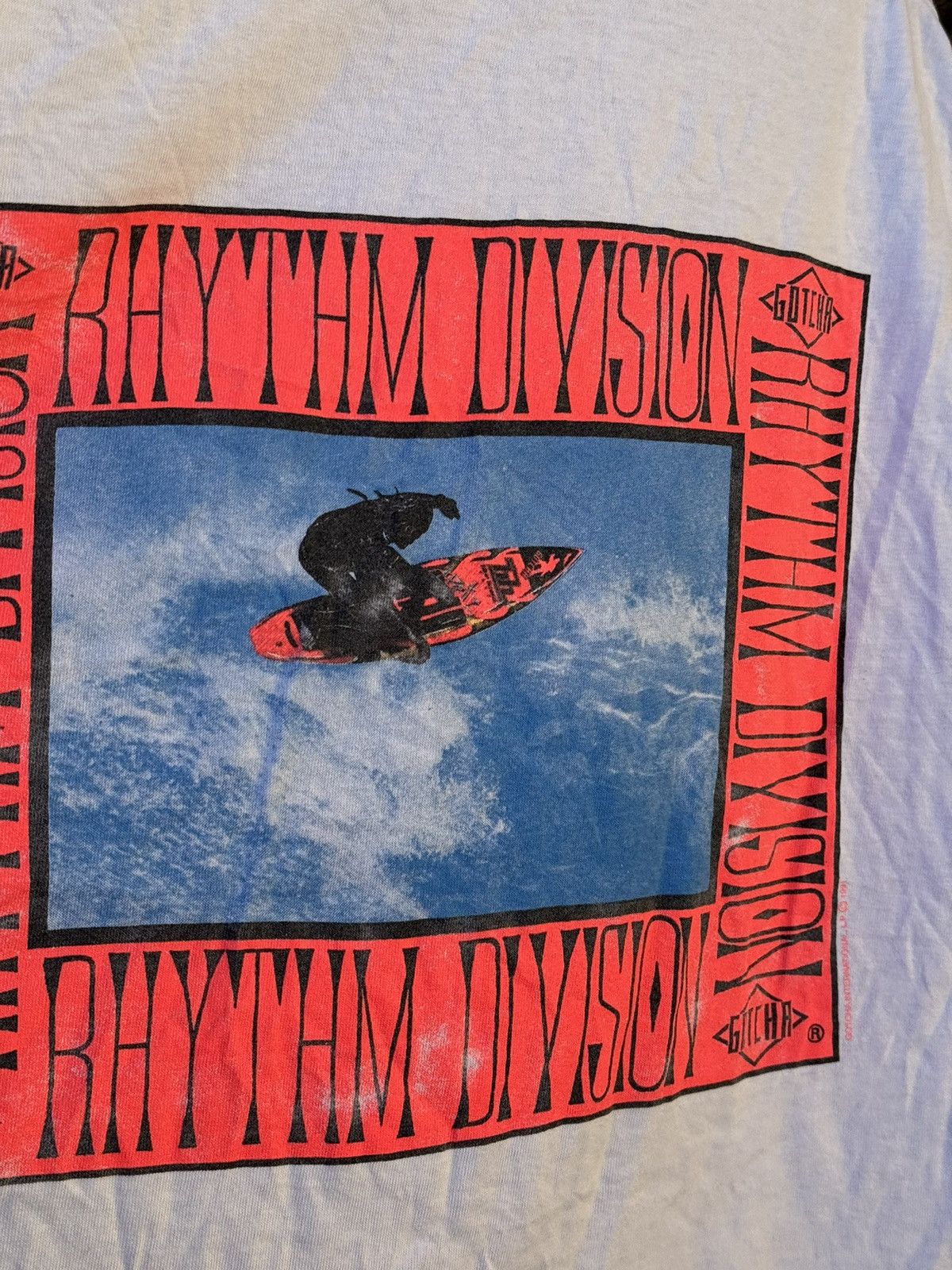 Gotcha × Vintage 1991 Gotcha Rhythm Division vintage white surf tee t-shirt Size US XL / EU 56 / 4 - 5 Thumbnail