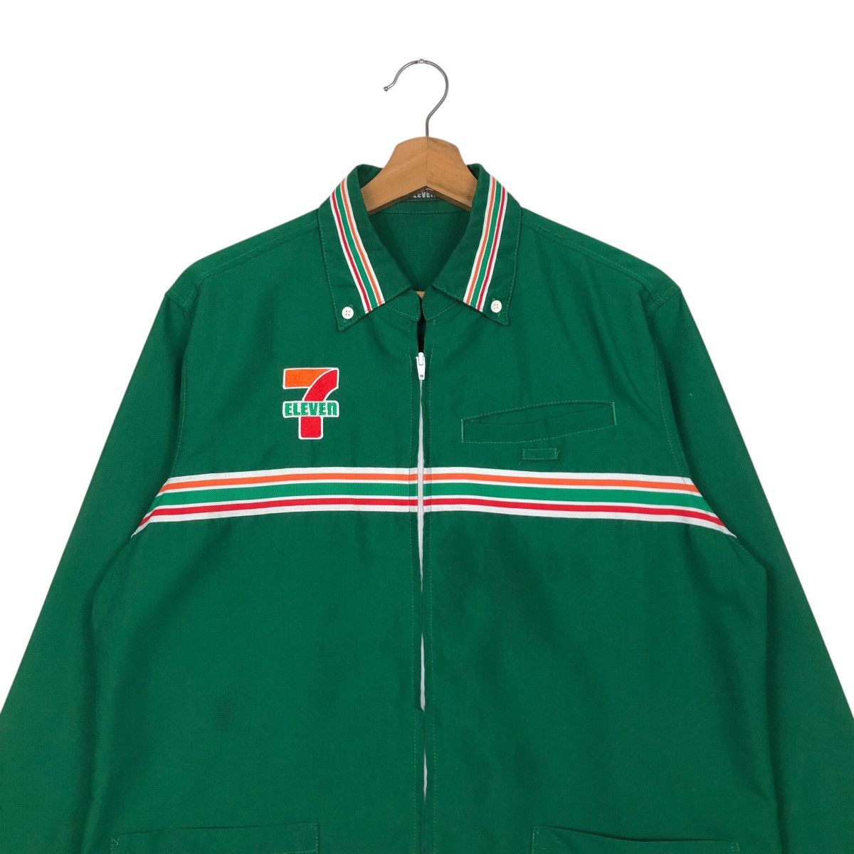 Japanese Brand Vintage 7-Eleven Employee Uniform Jacket Green Zip-Up Size US M / EU 48-50 / 2 - 4 Thumbnail