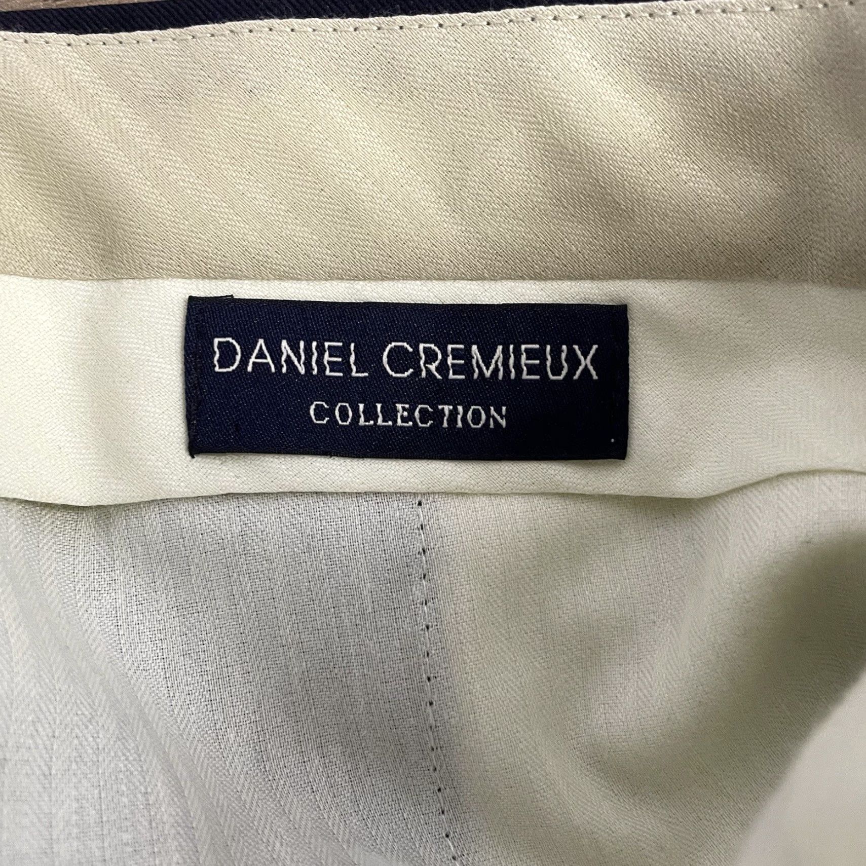 Cremieux Daniel Cremieux collection dress pants Mens Size 38x30 dark blue striped Size US 38 / EU 54 - 4 Thumbnail