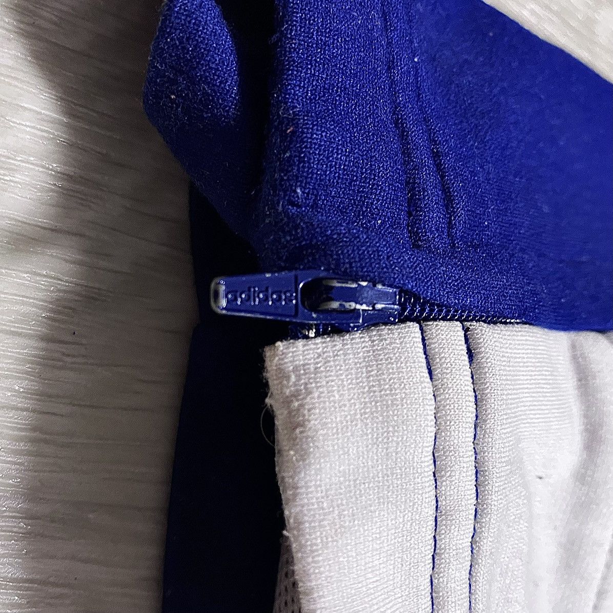 Adidas Adidas AW’99 Side Stripe Embroidered Logo Zip Track Pants Size US 30 / EU 46 - 15 Thumbnail