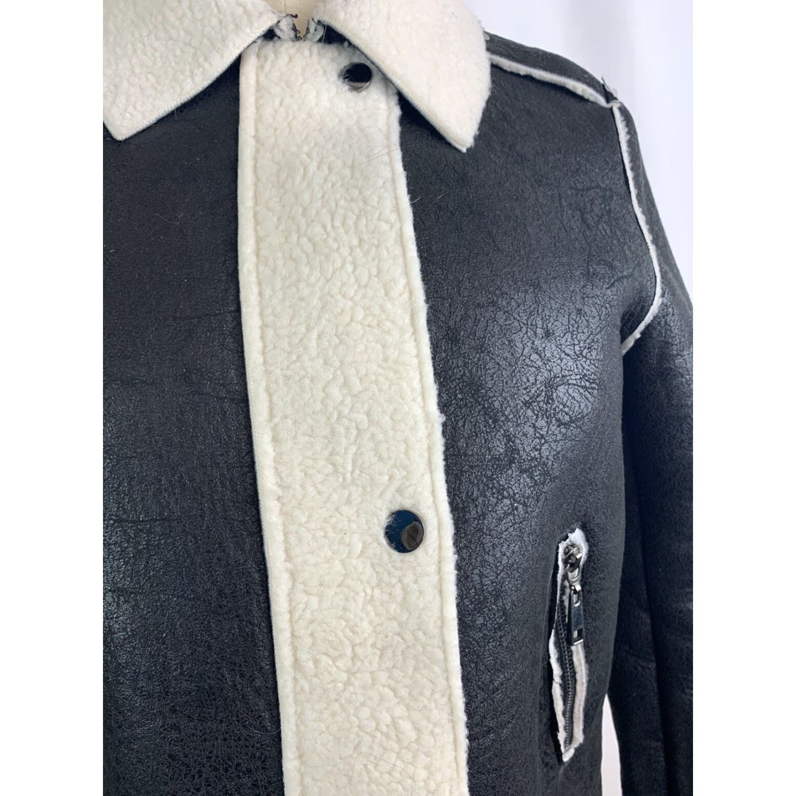 Vintage VINTAGE Florencia Coat Zip Florencia Black Faux Suede Faux Sherpa Jacket Women Small 18" Chest 35" Shoulder to Hem 21" Sleeve Mens? Size S / US 4 / IT 40 - 7 Thumbnail