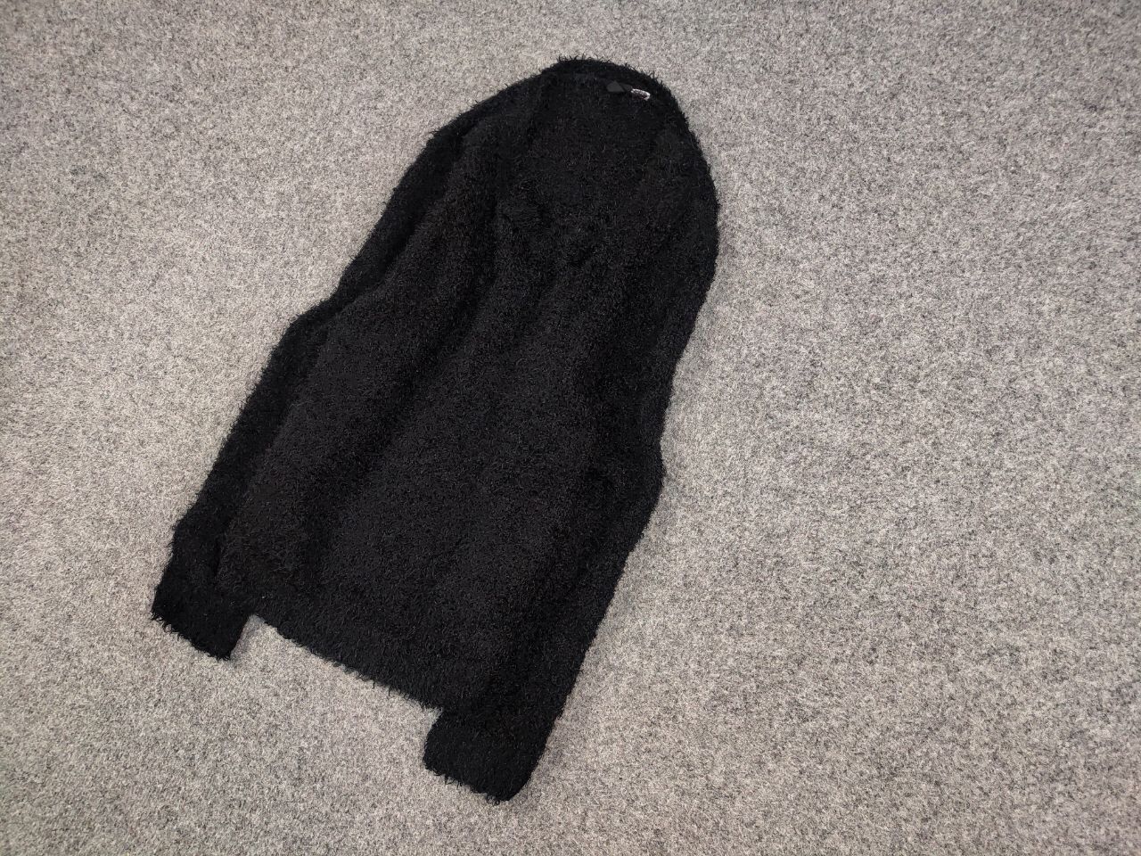 Japanese Brand Vintage 90's Japanese Black Mohair Style Fuzzy Sweater Size US S / EU 44-46 / 1 - 3 Thumbnail