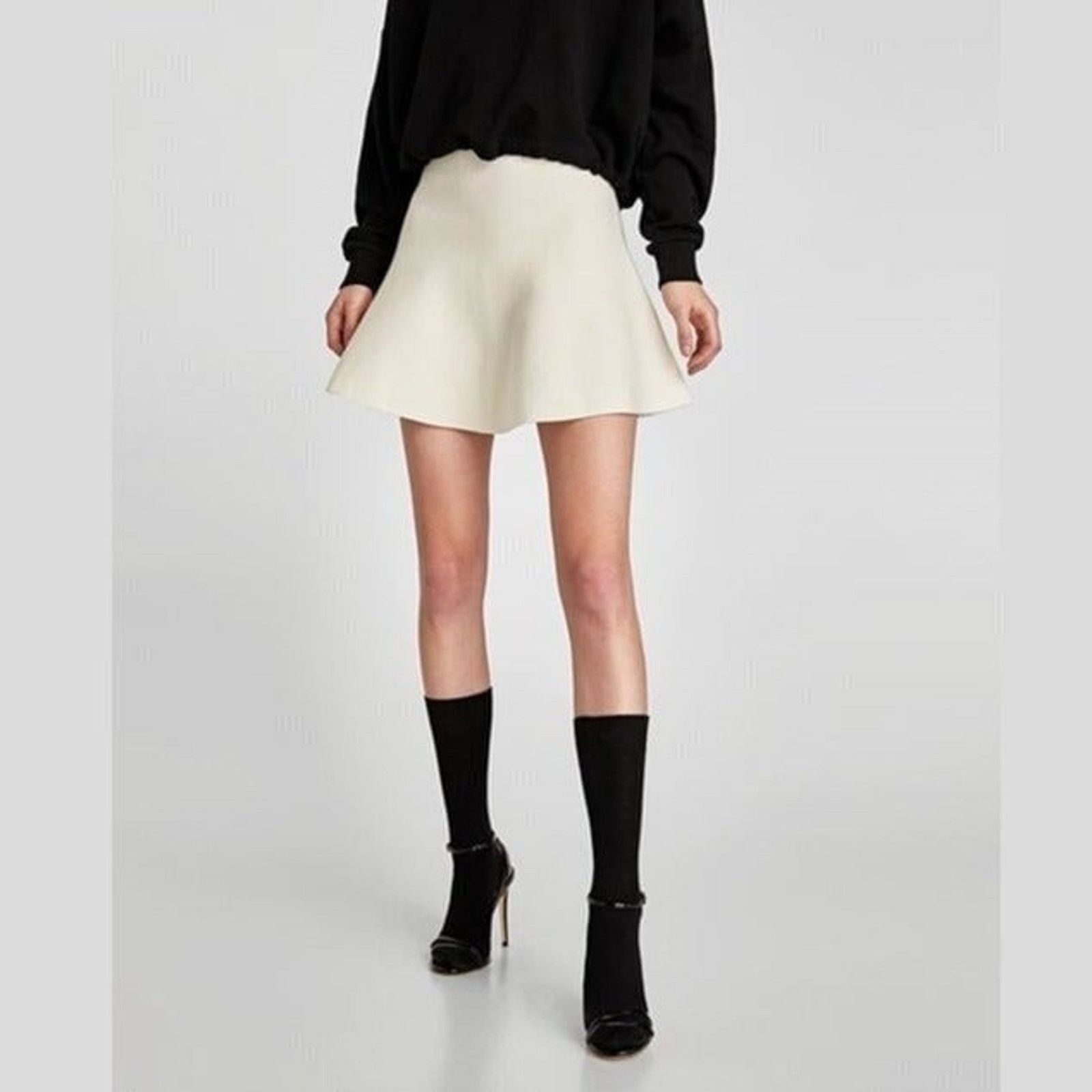 Zara ZARA High Waist Mini Skirt Size 30" / US 8 / IT 44 - 8 Thumbnail