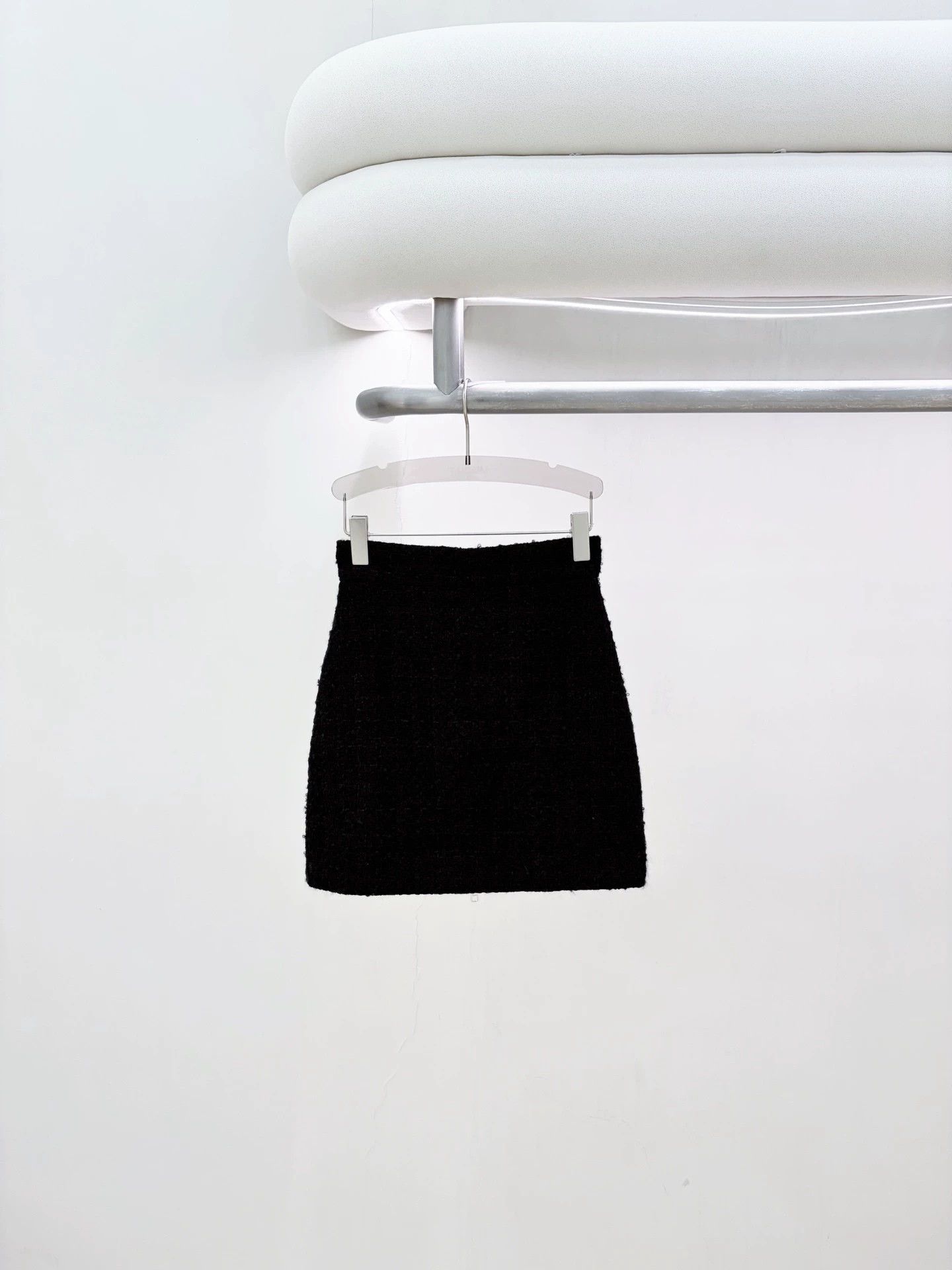 Gucci Gucci pre-owned black tweed mini skirt 36 Size 26" / US 2 / IT 38 - 1 Thumbnail