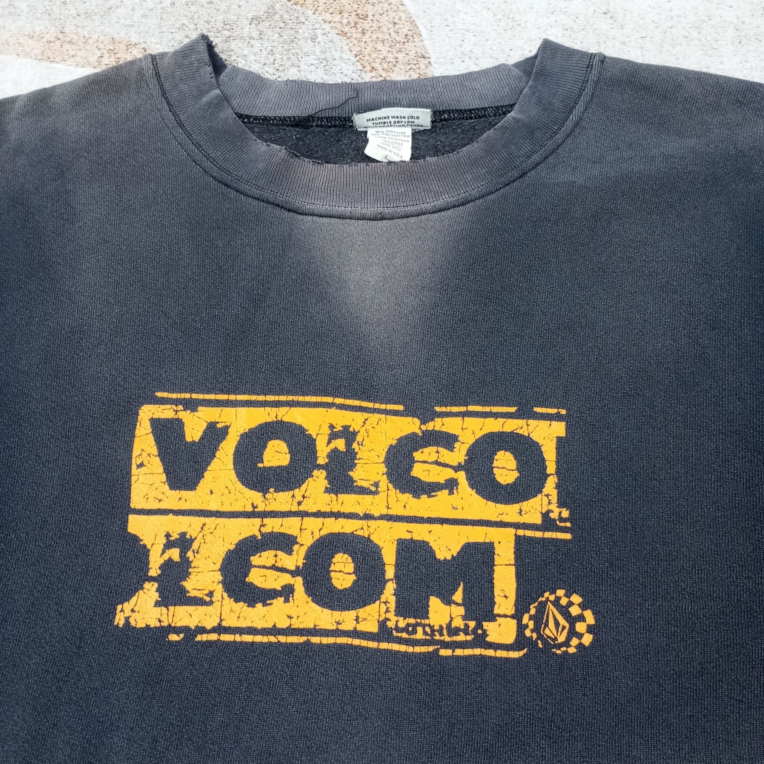 Volcom Volcom Streetwear Distressed Sweatshirt c229n12 Size US XL / EU 56 / 4 - 2 Thumbnail