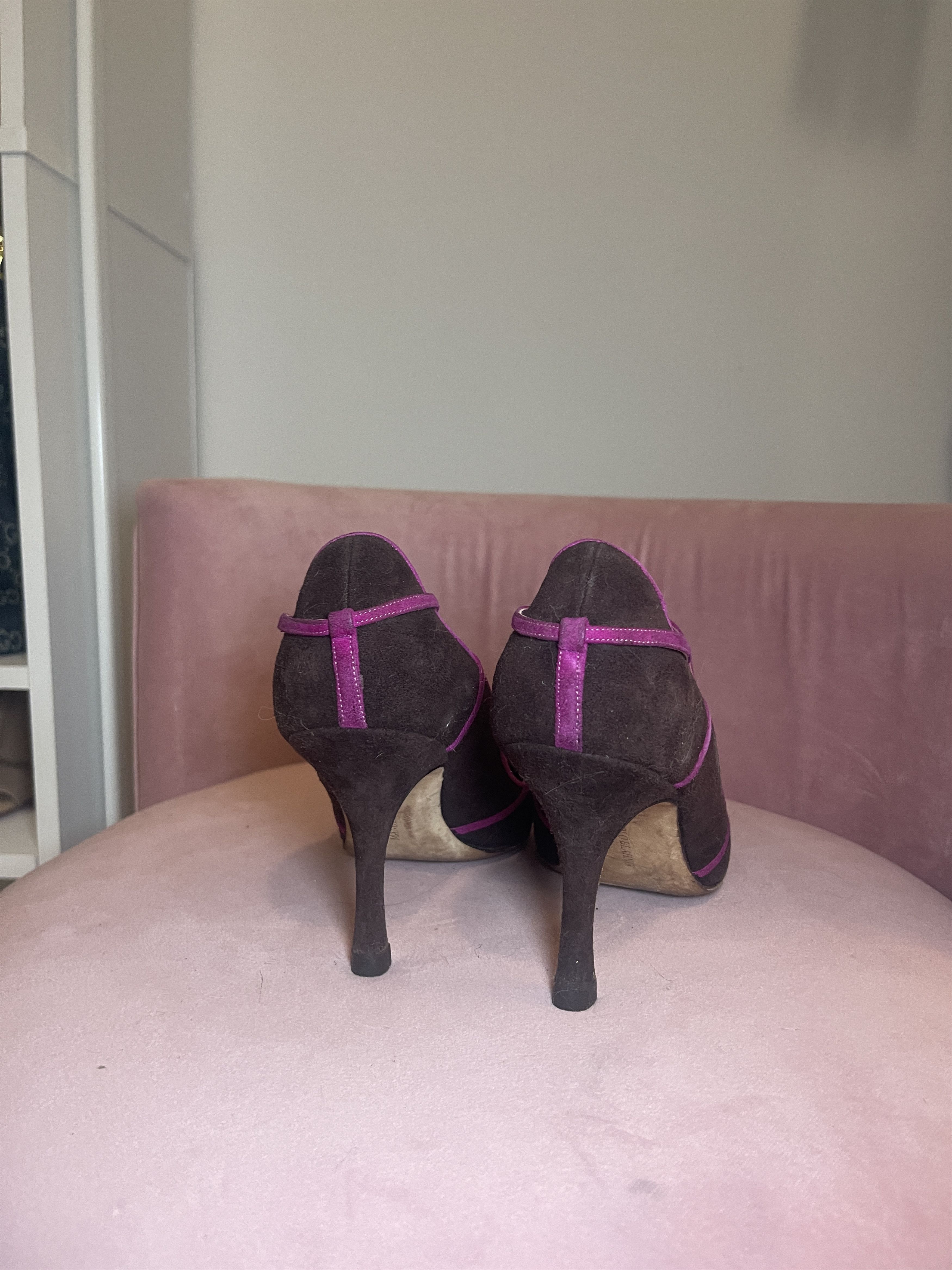 Manolo Blahnik manolo blahnik heels - brown and pink - size 6.5 Size US 6.5 / IT 36.5 - 7 Thumbnail