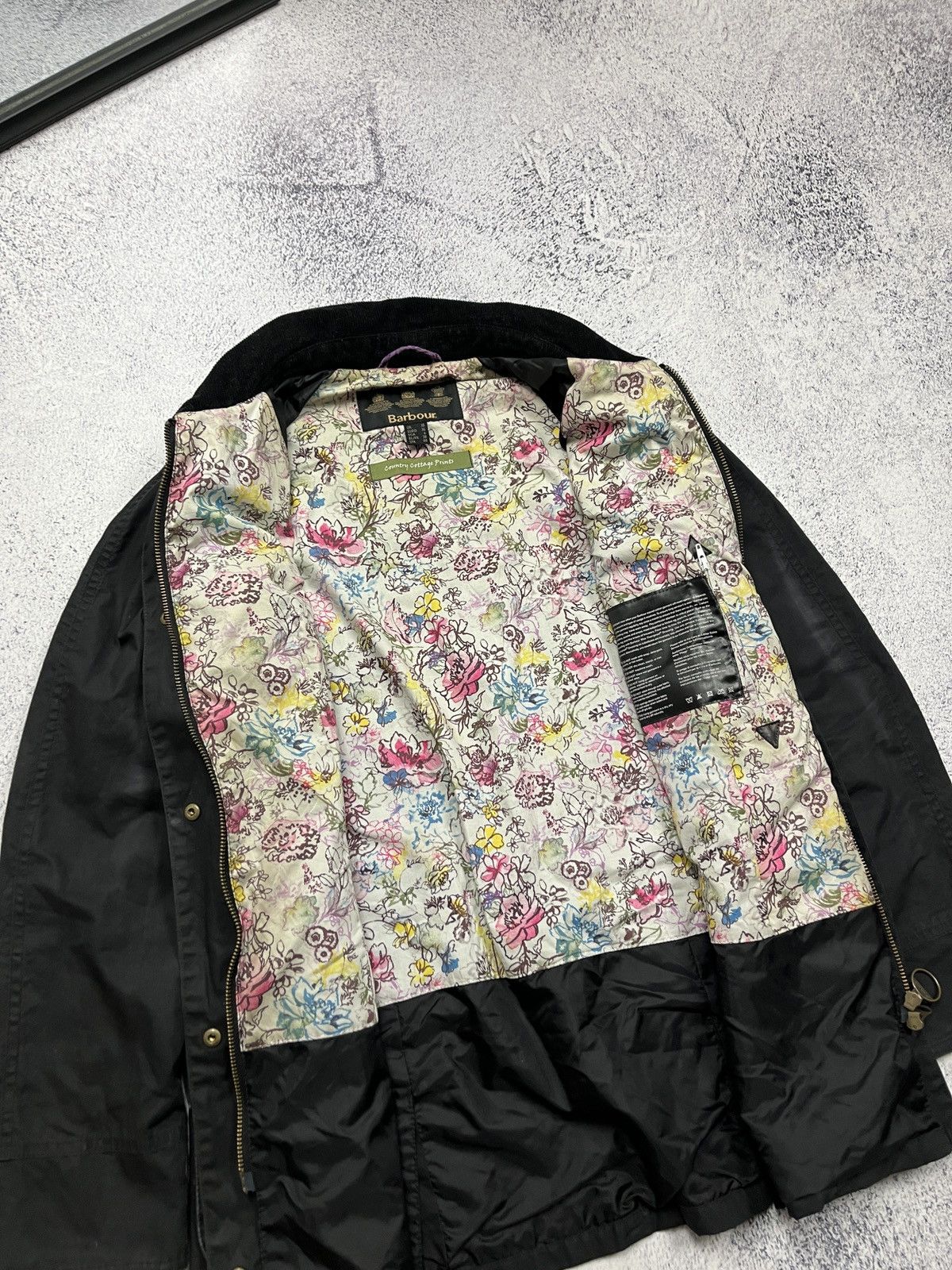 Barbour Vintage Barbour Print Beadnell Waxed Jacket Size UK 10 Rare Size M / US 6-8 / IT 42-44 - 15 Thumbnail