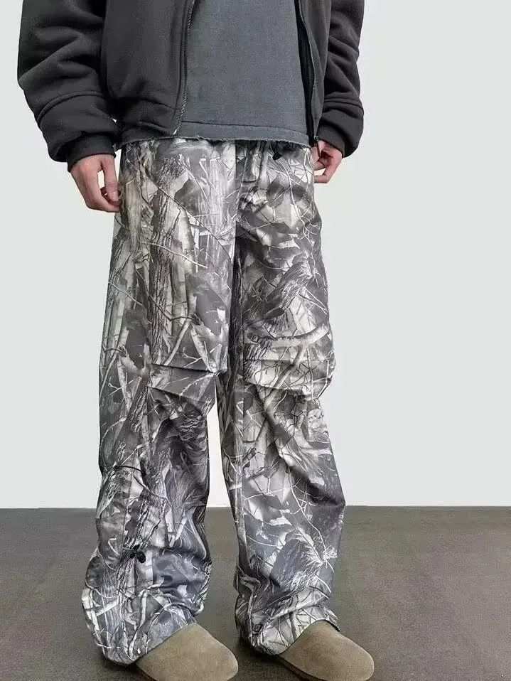 Japanese Brand Retro straight camouflage jeans Size US 32 / EU 48 - 1 Thumbnail