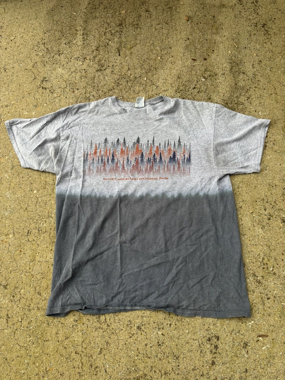 Jerzees Vintage Smoky Mountains T Shirt Size US XL / EU 56 / 4 - 1 Thumbnail