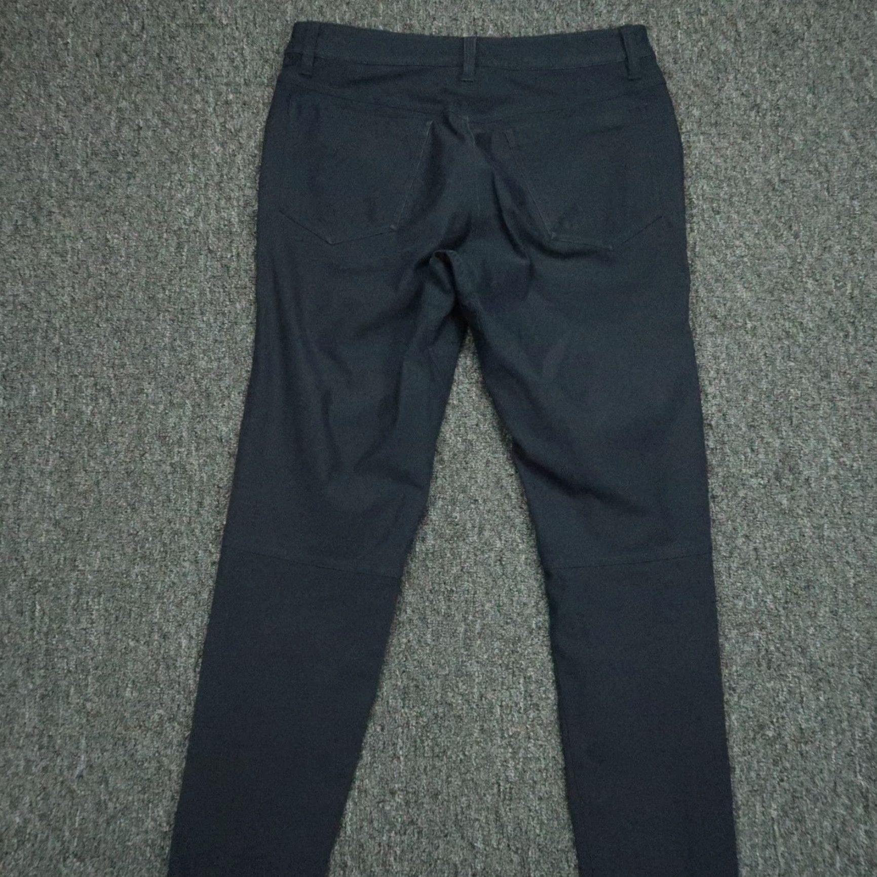 Lululemon Lululemon Pants Men 28x29 Blue ABC Slim 5-Pocket Trouser Warpstreme Chino Style Shirt? Size US 28 / EU 44 - 4 Thumbnail