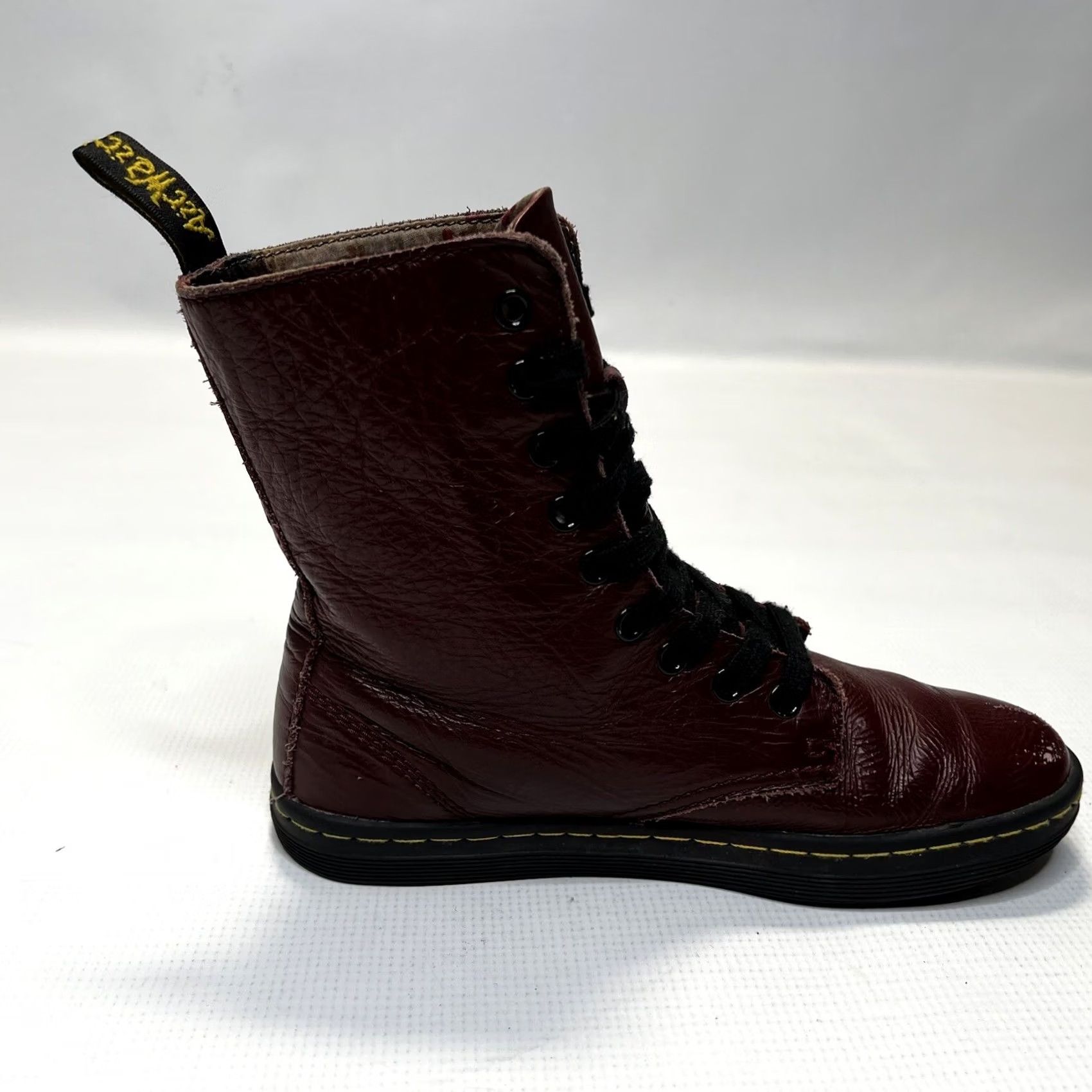 Dr. Martens VINTAGE? No. Dr. Martens Stratford Women Red Leather Boots Combat Lace Up High-Top Size 6 37 Size US 6 / IT 36 - 3 Thumbnail