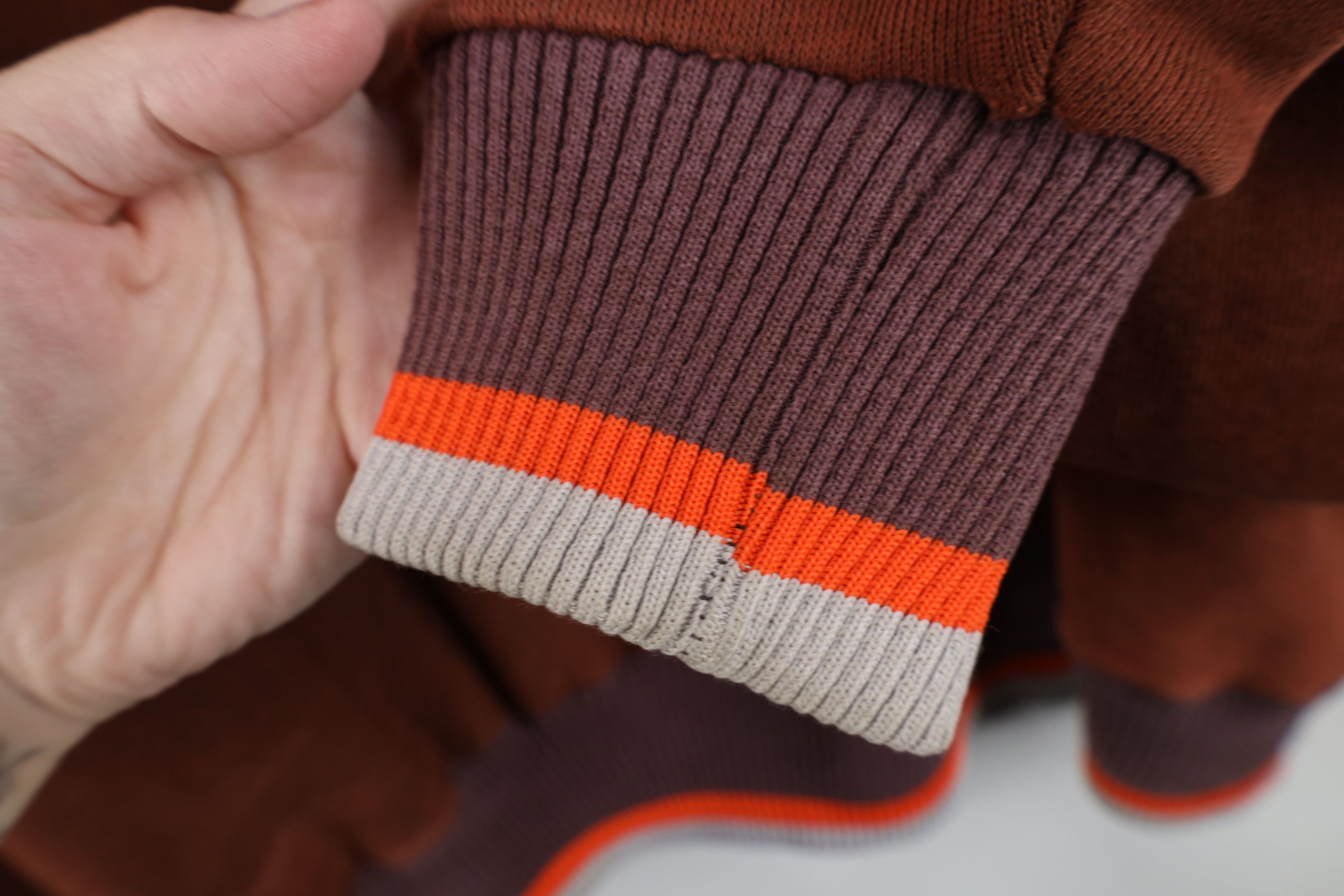 Vintage Vintage 90s Cleveland Browns Football Sweatshirt USA Size US L / EU 52-54 / 3 - 10 Thumbnail