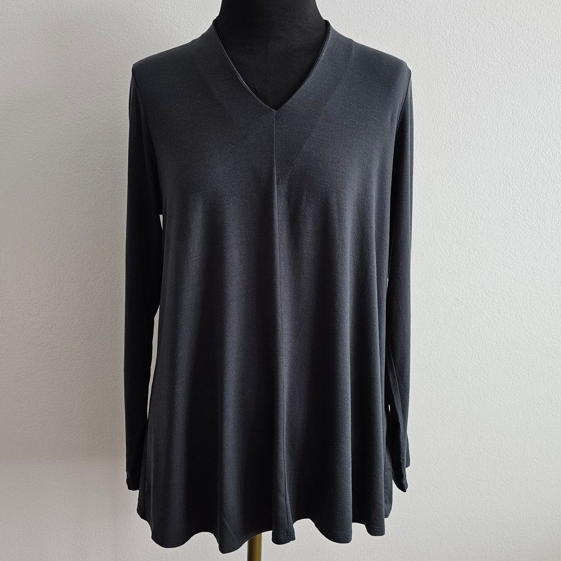 Eileen Fisher Eileen Fisher Green Jersey Tencel A-Line V-Neck Tunic Top S Size S / US 4 / IT 40 - 1 Thumbnail