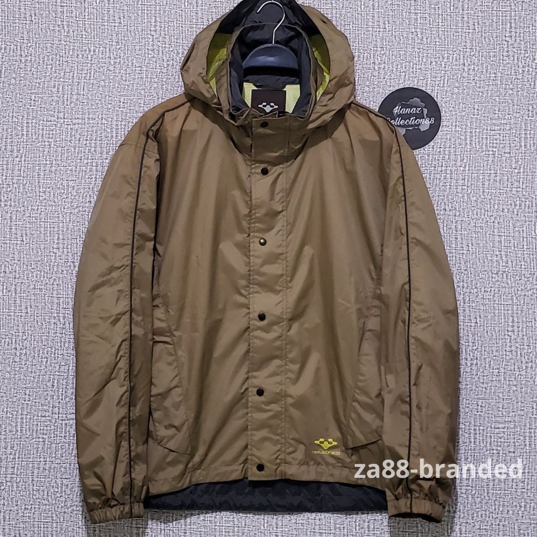 Other SHIMANO NEXUS BRADO Dryshield Fishing Jacket Size US L / EU 52-54 / 3 - 1 Thumbnail
