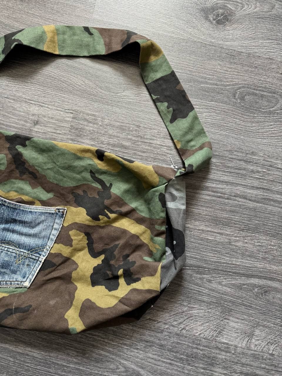 Vintage Vintage Camo Messenger Bag with Denim Pocket Size ONE SIZE - 3 Thumbnail