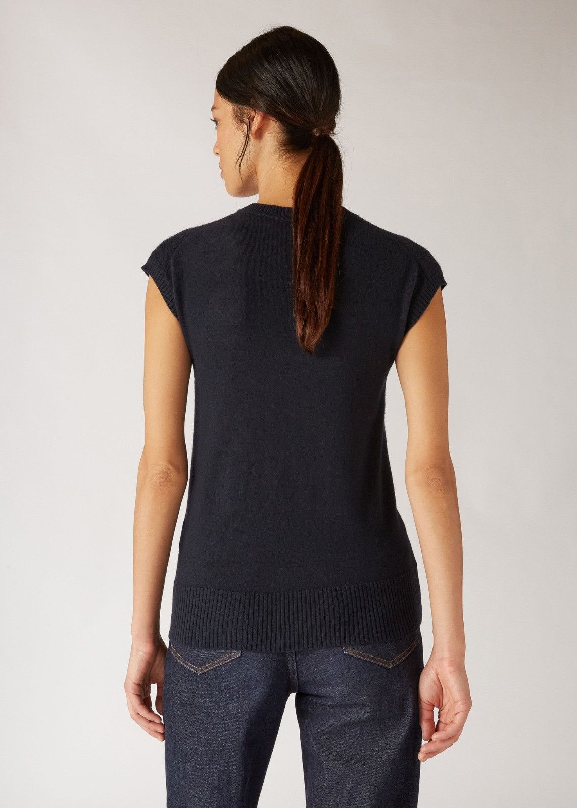 Loro Piana o1srvl11e0125 Wetherlam Top in Navy Blue Size S / US 4 / IT 40 - 2 Thumbnail