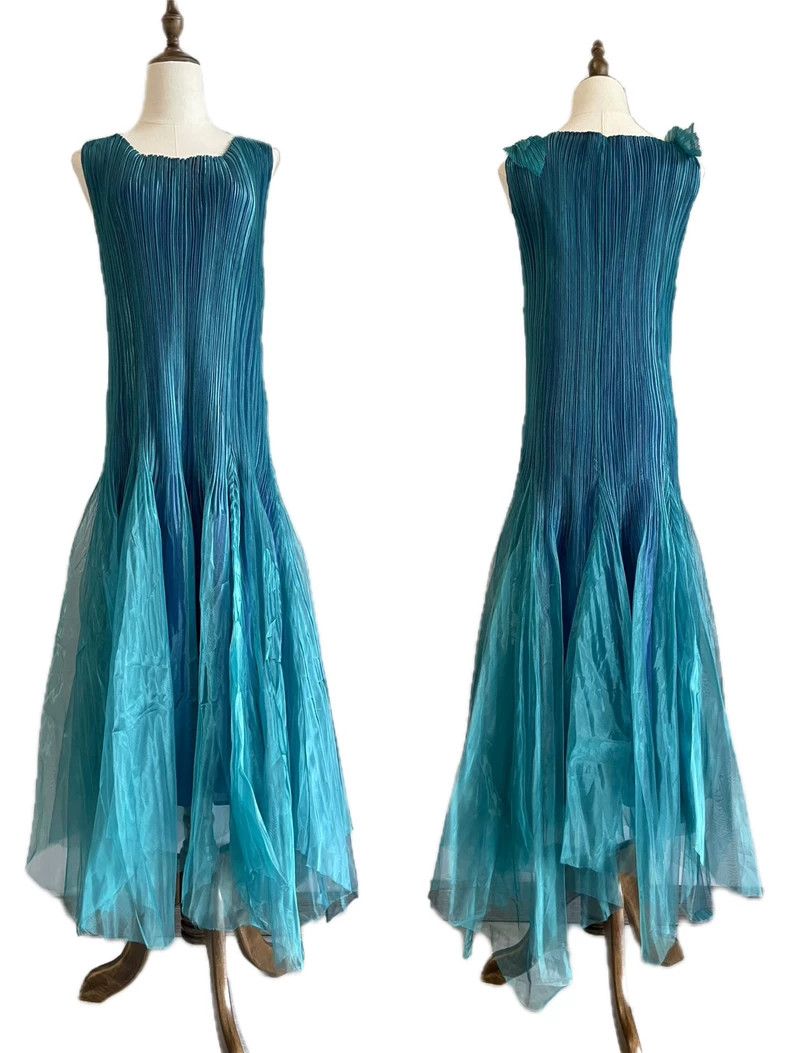 Issey Miyake Issey Miyake size:3 Lake blue tulle dress Size S / US 4 / IT 40 - 7 Thumbnail