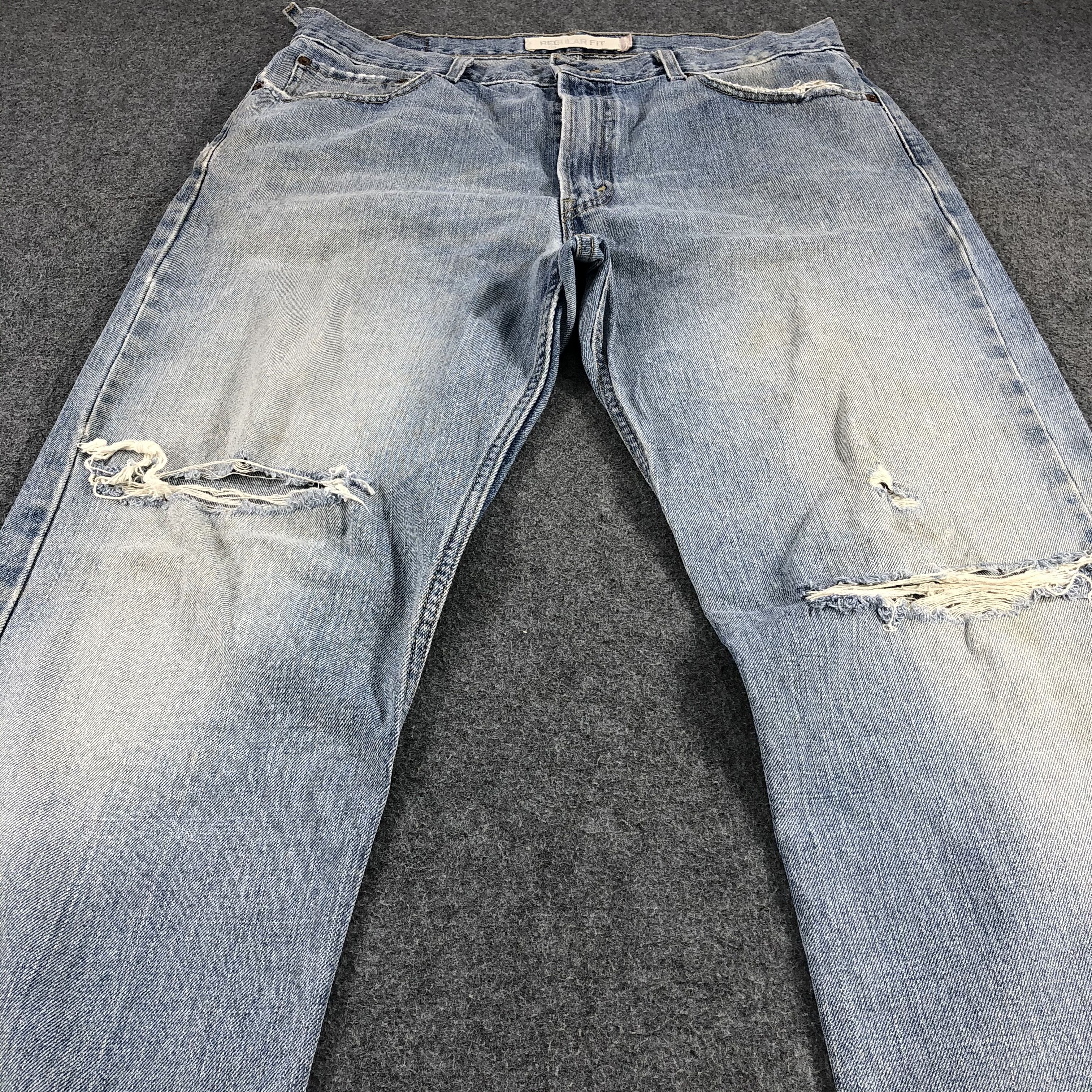 Levi's Distressed Vintage Levis 505 Jeans Stone Washed Denim KJ464 Size US 36 / EU 52 - 3 Thumbnail