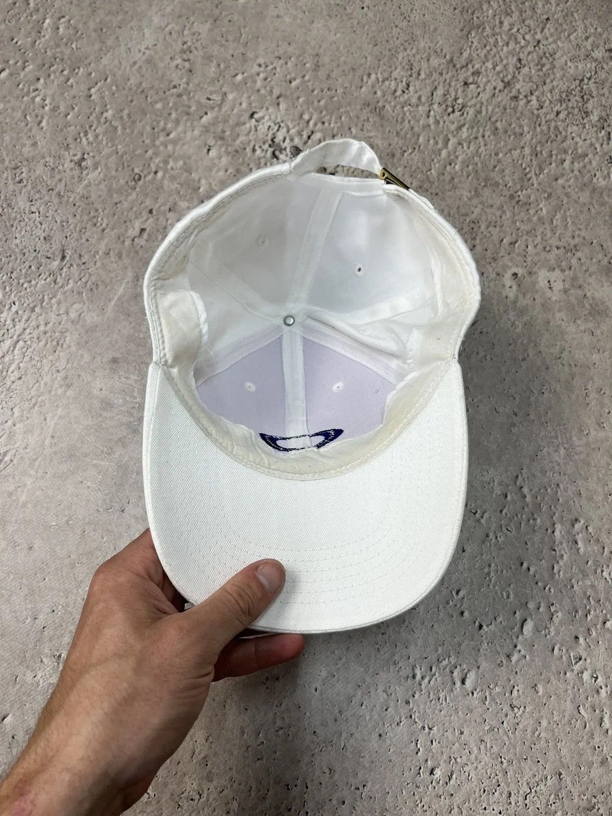Oakley Vintage Oakley rare outdoor hat cap y2k Size ONE SIZE - 4 Thumbnail
