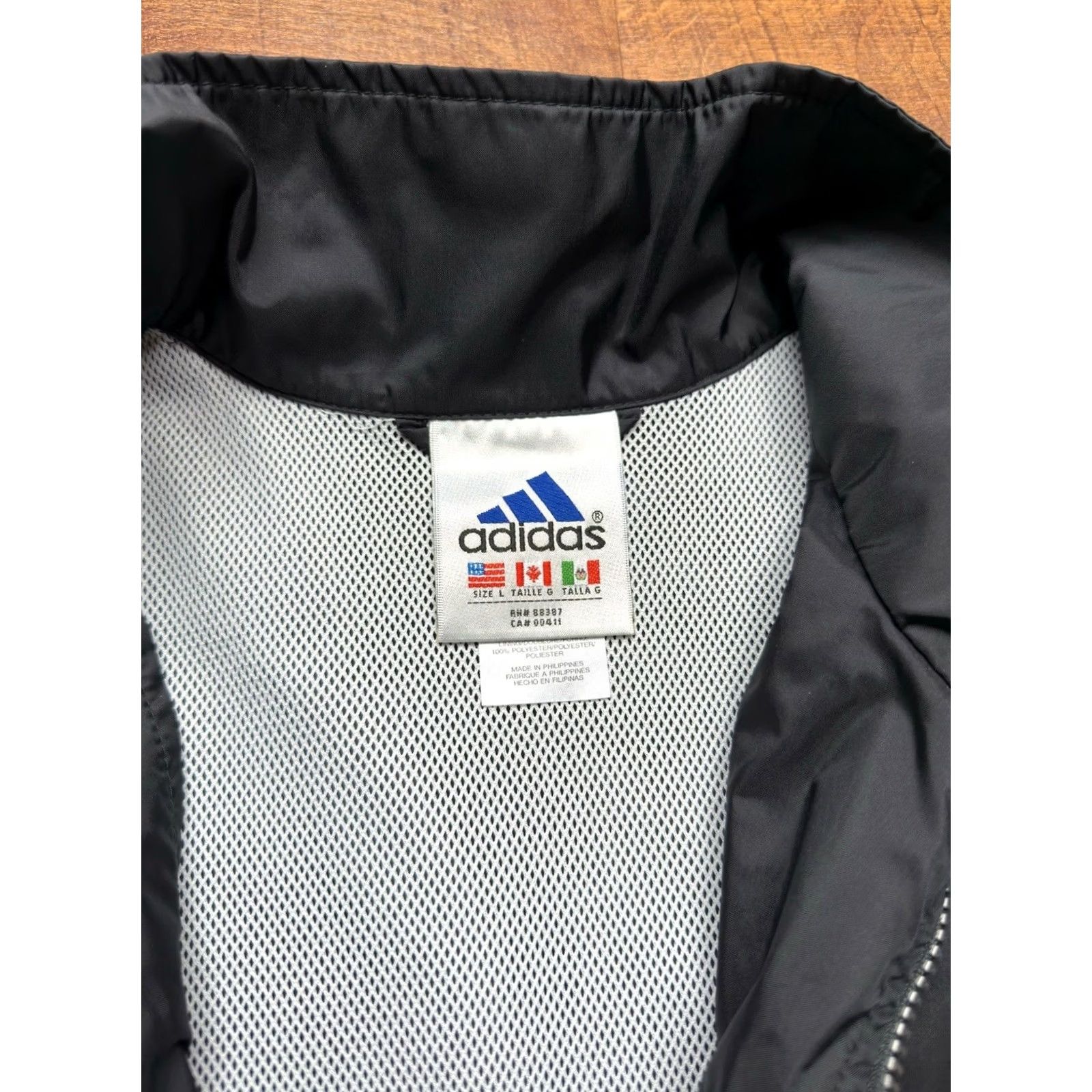 Adidas VINTAGE Adidas Anorak Jacket Mens L Blue White Windbreaker Y2K Track Zip Pockets Logo 90s Outdoor Sports Shirt Mens Size US L / EU 52-54 / 3 - 5 Thumbnail