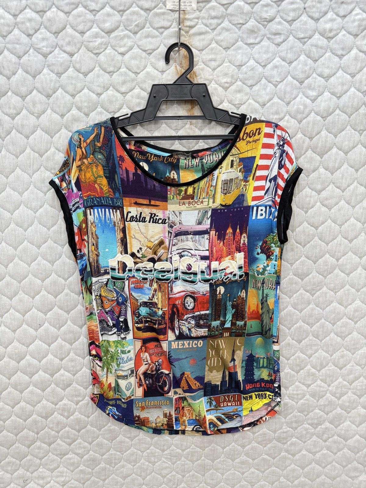 Desigual 🔥🔥🔥ARCHIVE DESIGUAL TOP Size M / US 6-8 / IT 42-44 - 1 Thumbnail