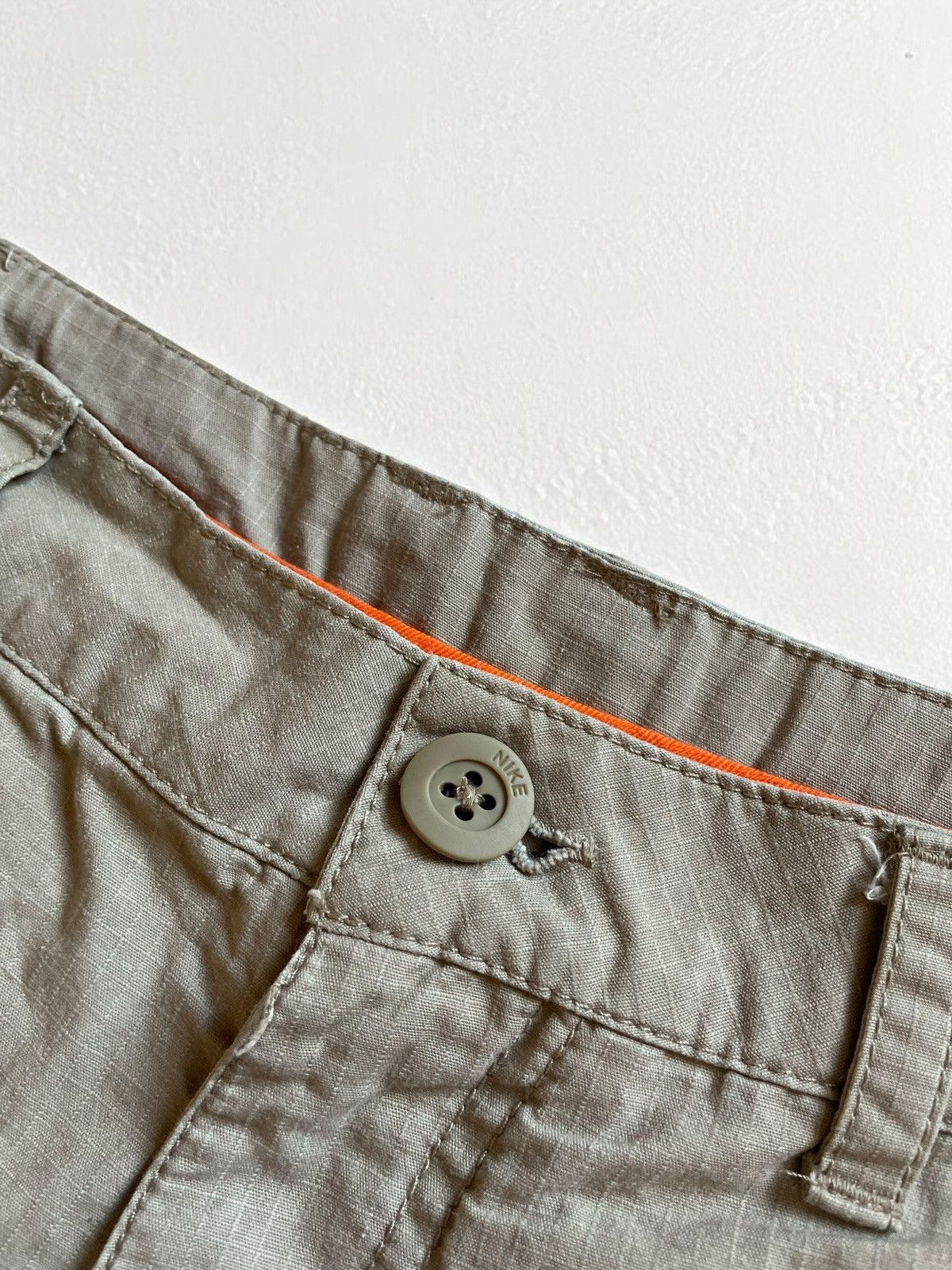 Nike × Vintage OFFER!🫵🏻 NIKE VINTAGE CARGO MILITARY SHORTS SWOOSH BEIGE Size US 34 / EU 50 - 5 Thumbnail