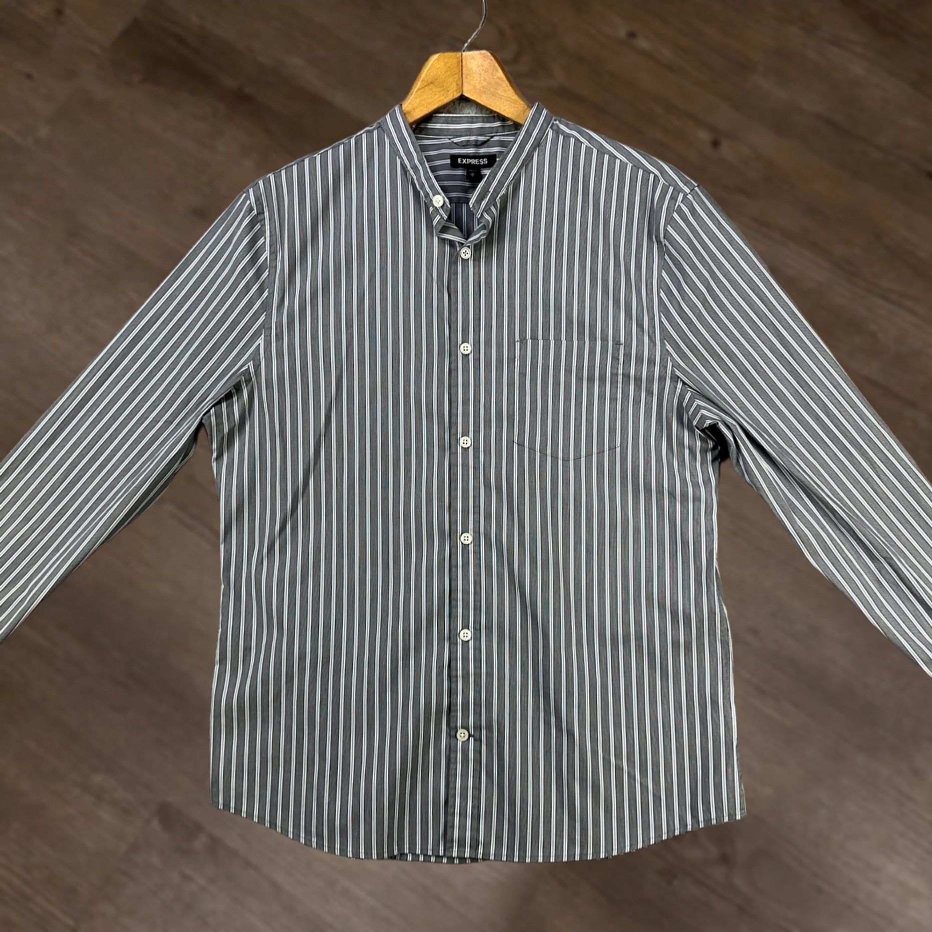 Express Express Shirt Button Down Men Medium Gray Blue Stripe Long Sleeve Stretch Casual Size US M / EU 48-50 / 2 - 1 Thumbnail