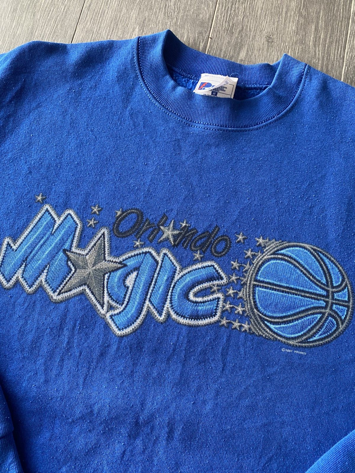 NBA × Pro Player × Vintage Vintage 90’s Orlando Magic Crew Neck Sweatshirt Size US M / EU 48-50 / 2 - 2 Thumbnail