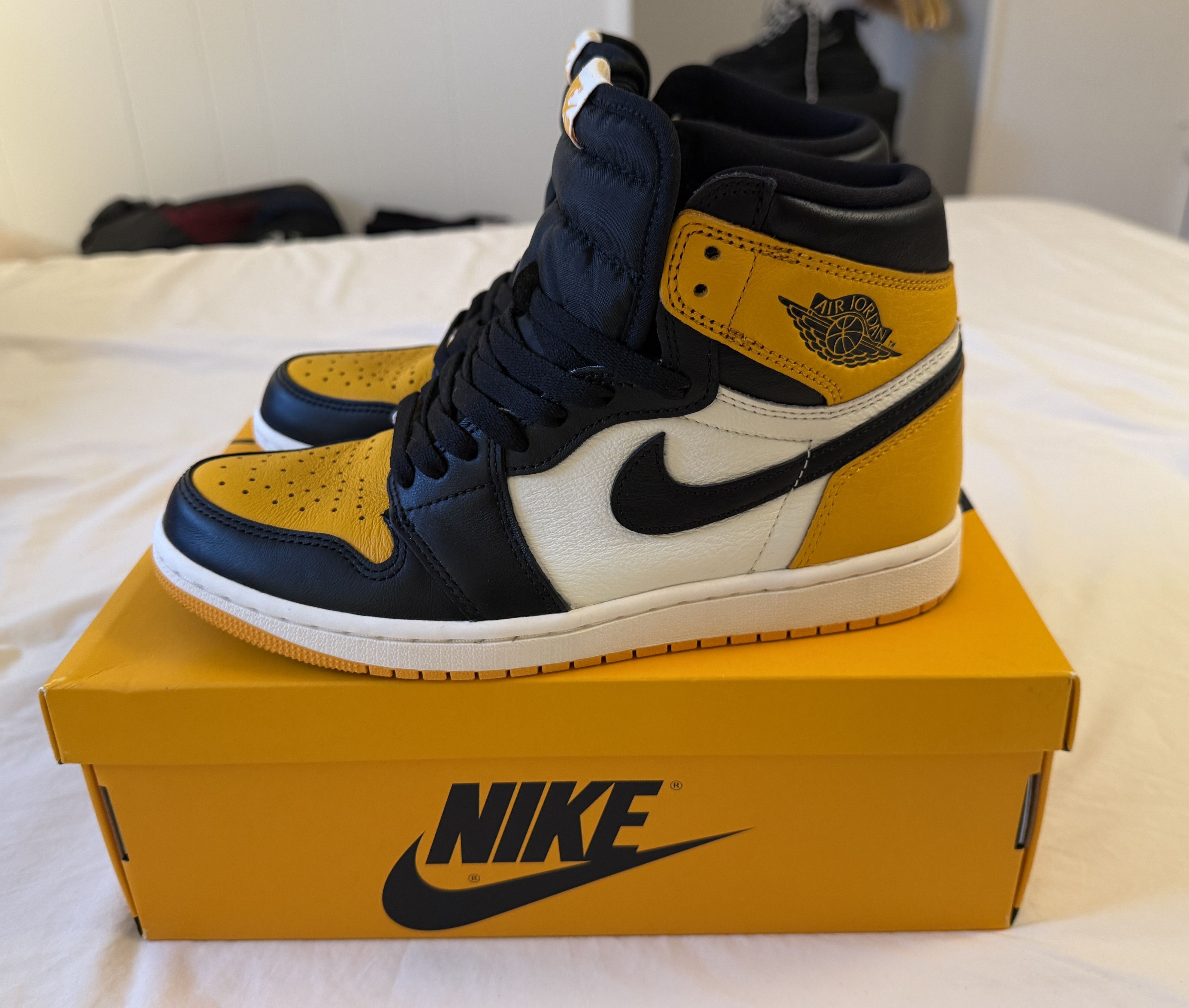 Jordan Brand Jordan 1 High OG Taxi - Men's Size 8 Size US 8 / EU 41 - 3 Thumbnail