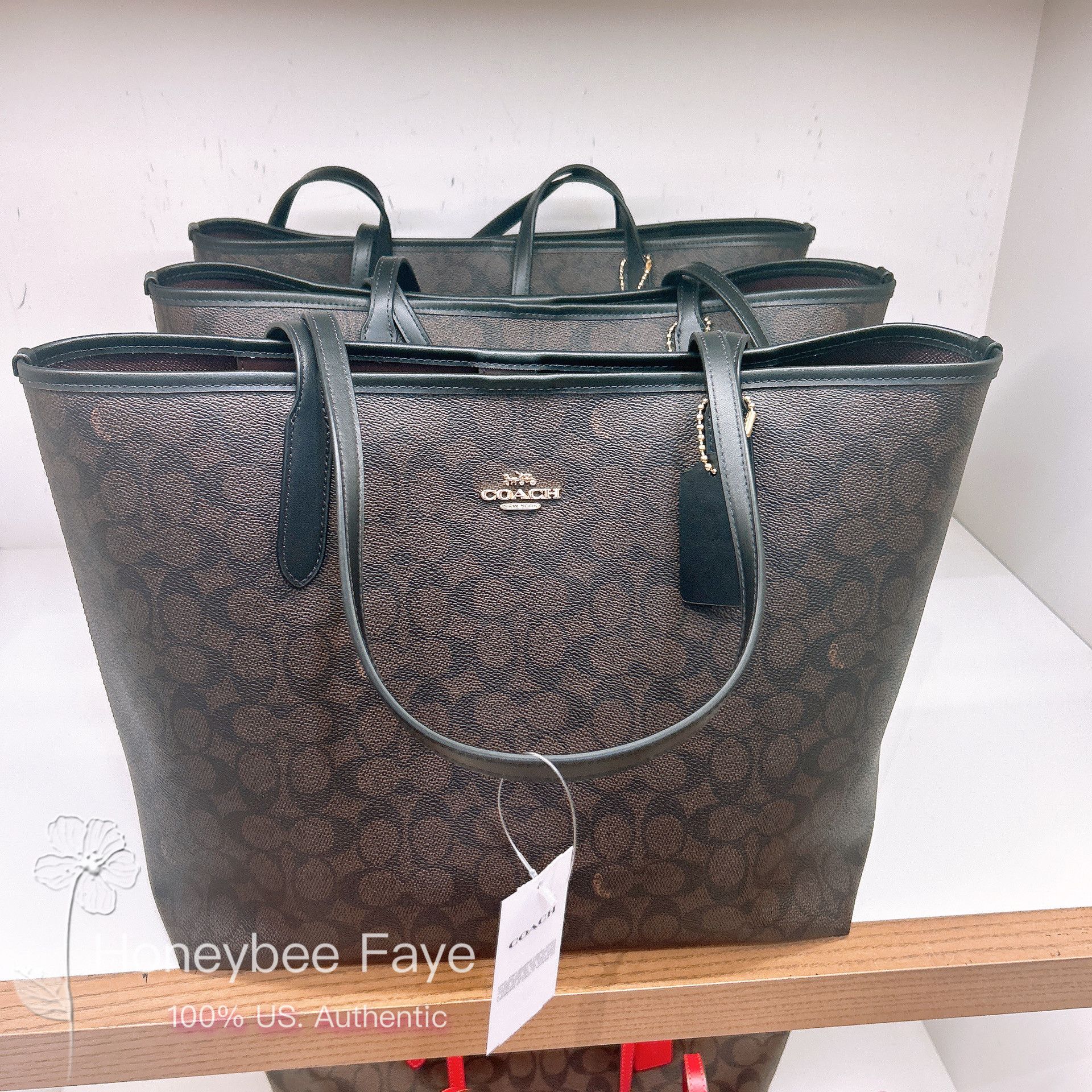 バッグ coach signature pvc city tote COACH® Outlet | City Tote Bag In Signature Canvas
