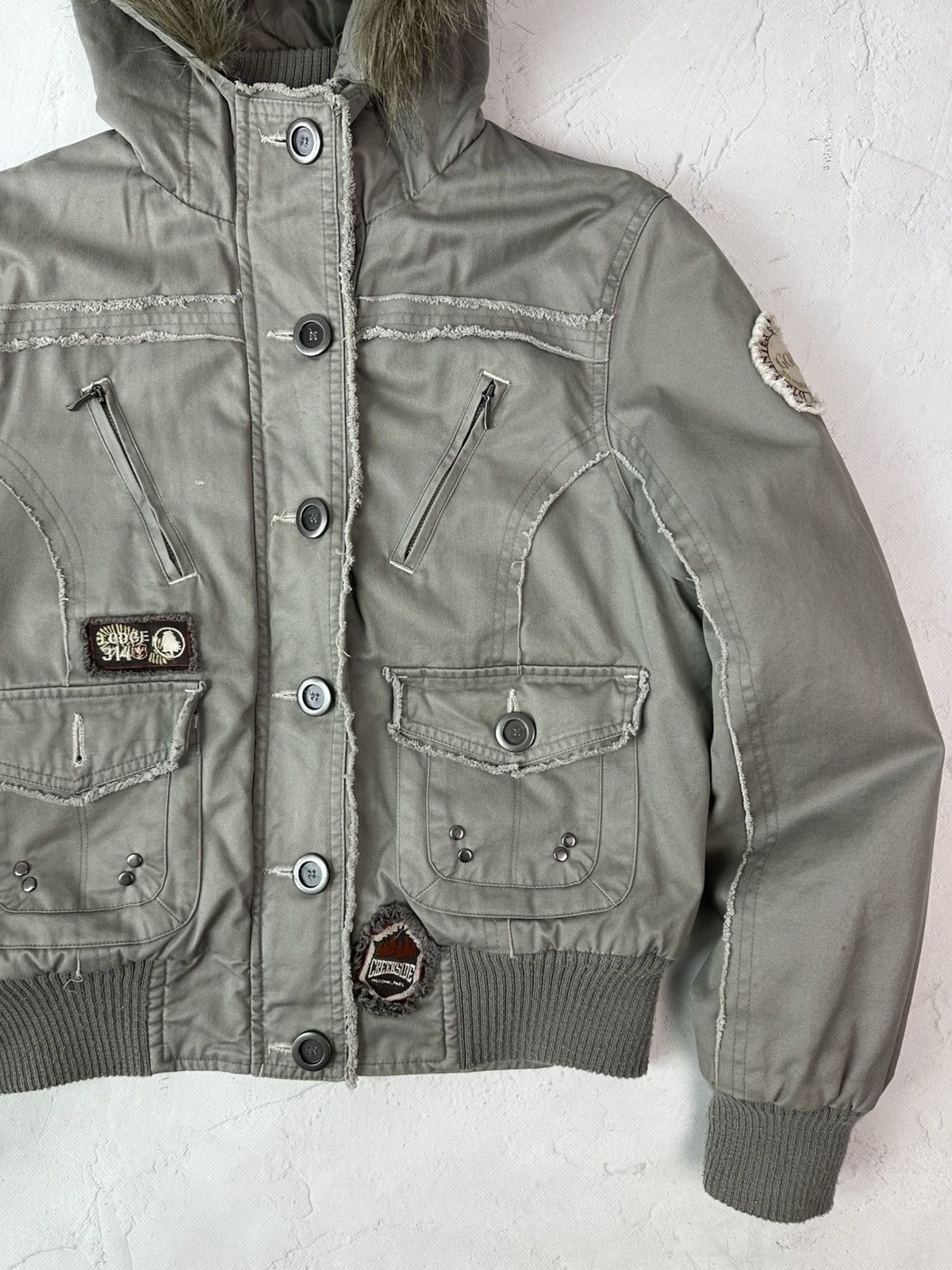 Vintage Vintage Grey Distressed Buttons Faux Fur Hooded Jacket Size M / US 6-8 / IT 42-44 - 3 Thumbnail