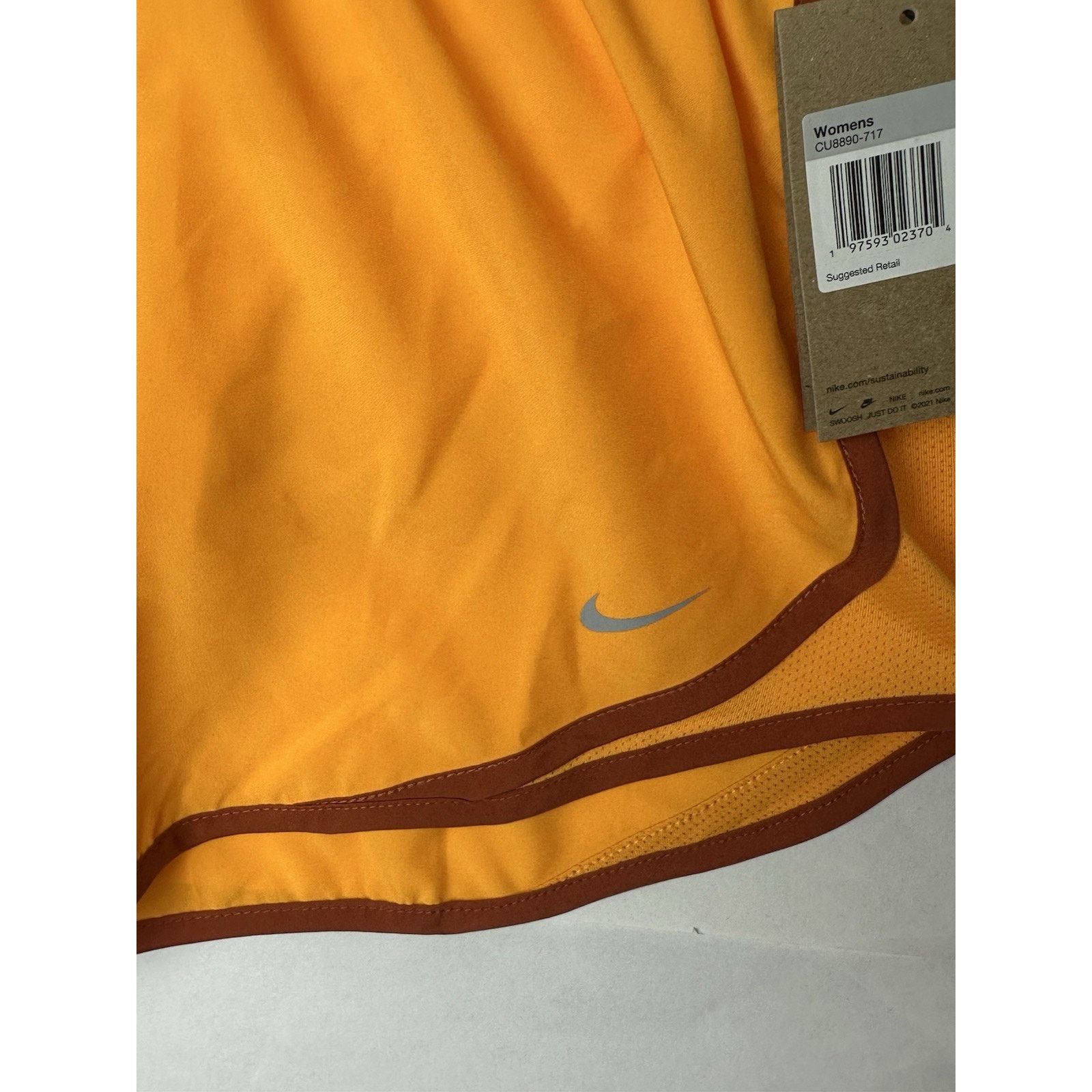 Nike Nike Women's Dri-FIT Tempo Graphic Shorts Size XS CU8890-717 Size 35" - 3 Thumbnail