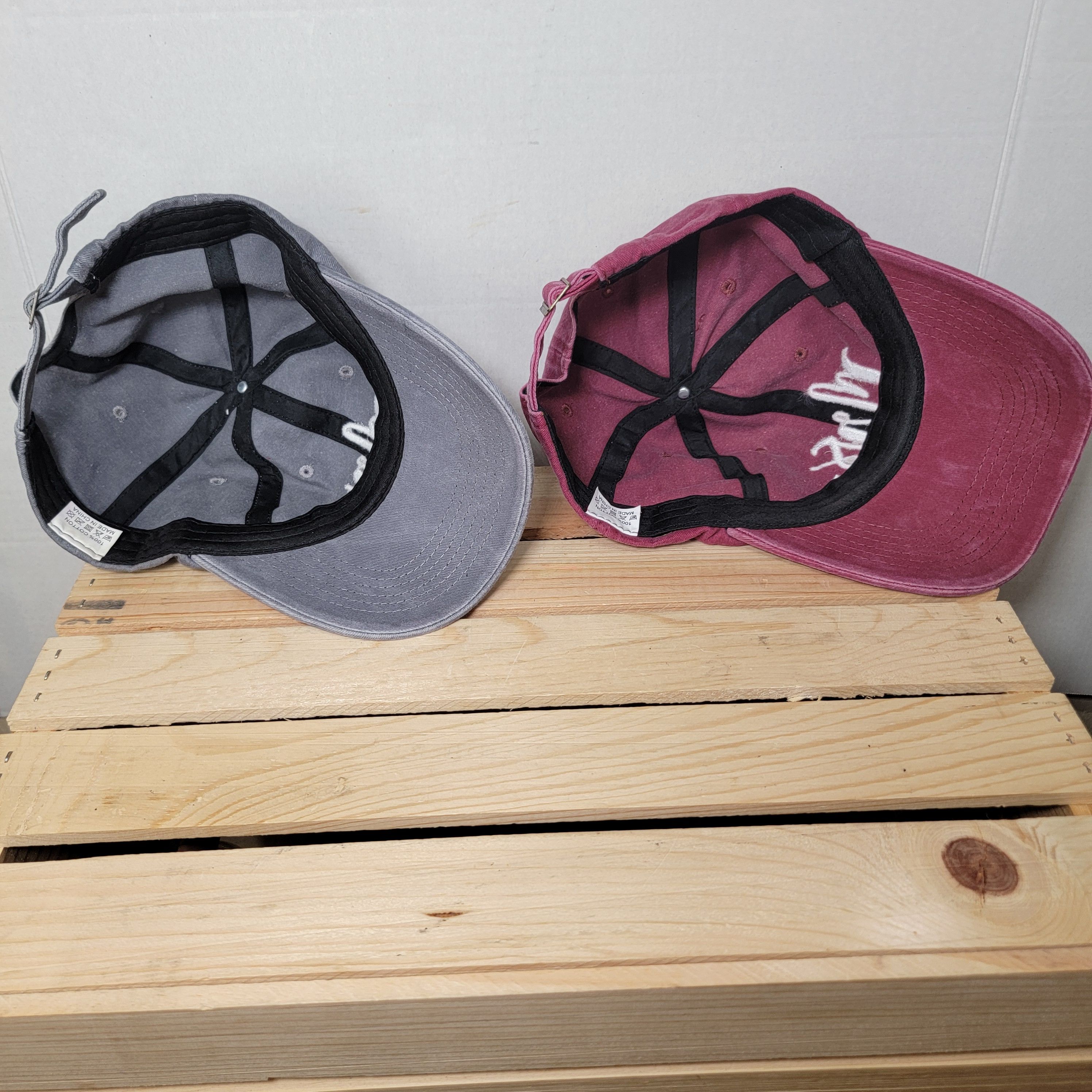 Other Set of 2 "Mr. & Mrs." Adjustable Ball Caps / Hats Size ONE SIZE - 5 Thumbnail
