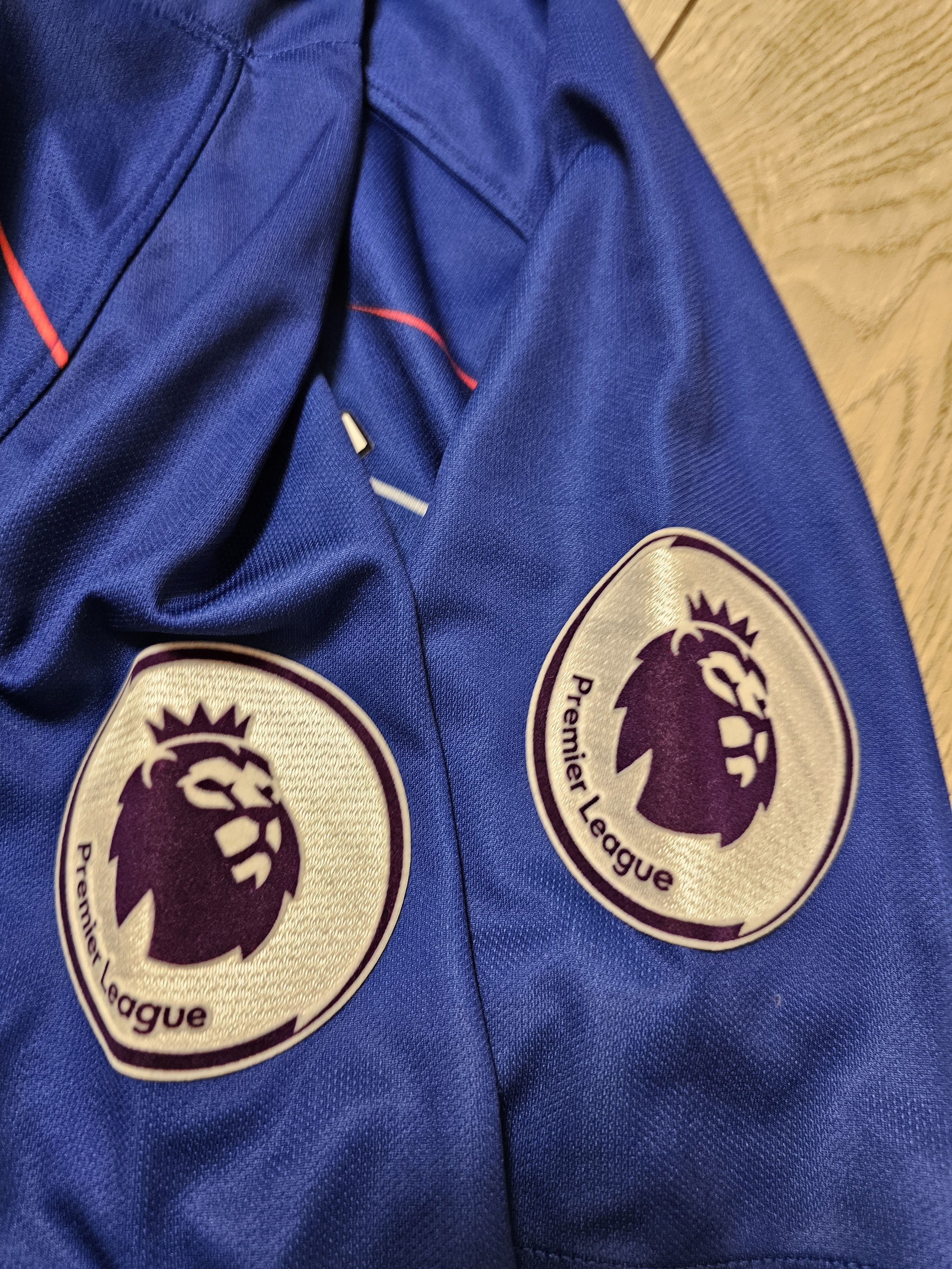 Chelsea Soccer × Nike CHELSEA 2018 2019 HOME MORATA FOOTBALL SHIRT SOCCER JERSEY Size US M / EU 48-50 / 2 - 7 Thumbnail