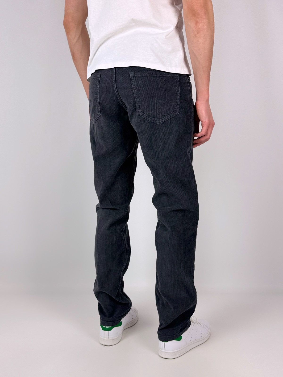 Patagonia Patagonia Corduroy Gray Straight Casual Pants Size US 32 / EU 48 - 2 Thumbnail