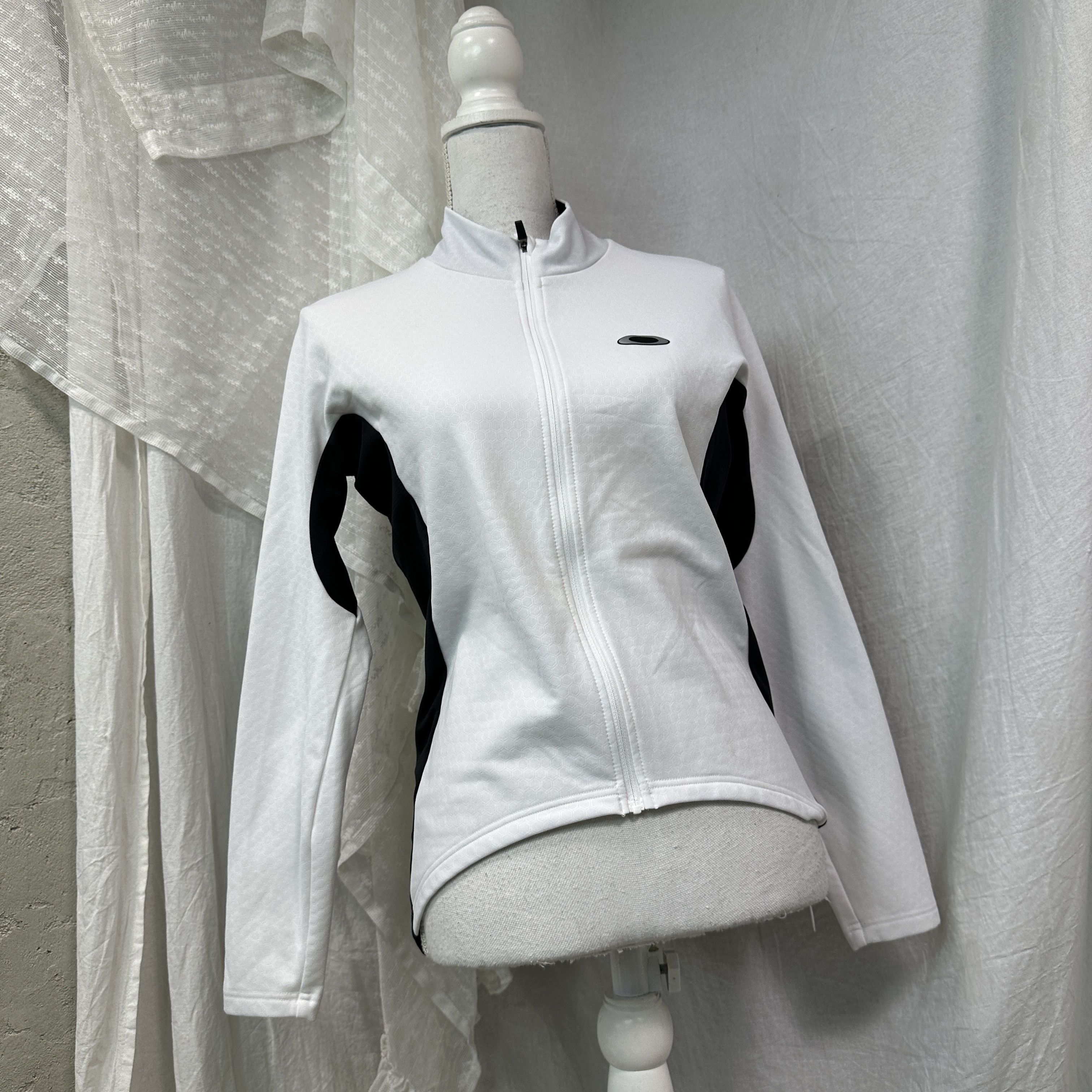 Oakley Vintage Sporty Streetwear Oakley Hydrolix Zip Sweatshirt Y2K Size US L / EU 52-54 / 3 - 6 Thumbnail